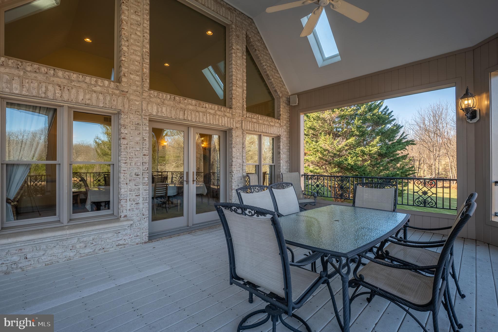 RIDGEWOOD - Residential