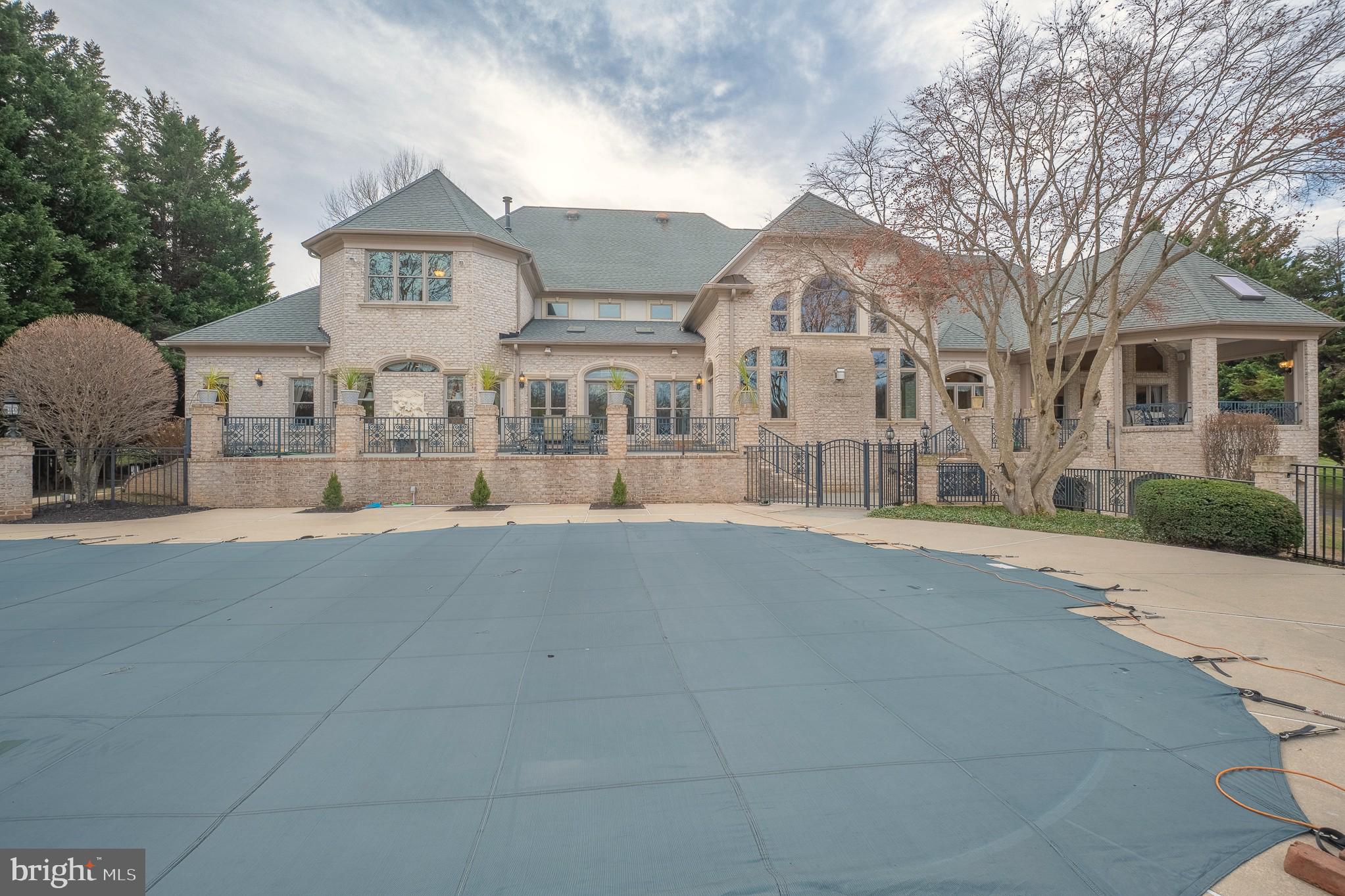 RIDGEWOOD - Residential