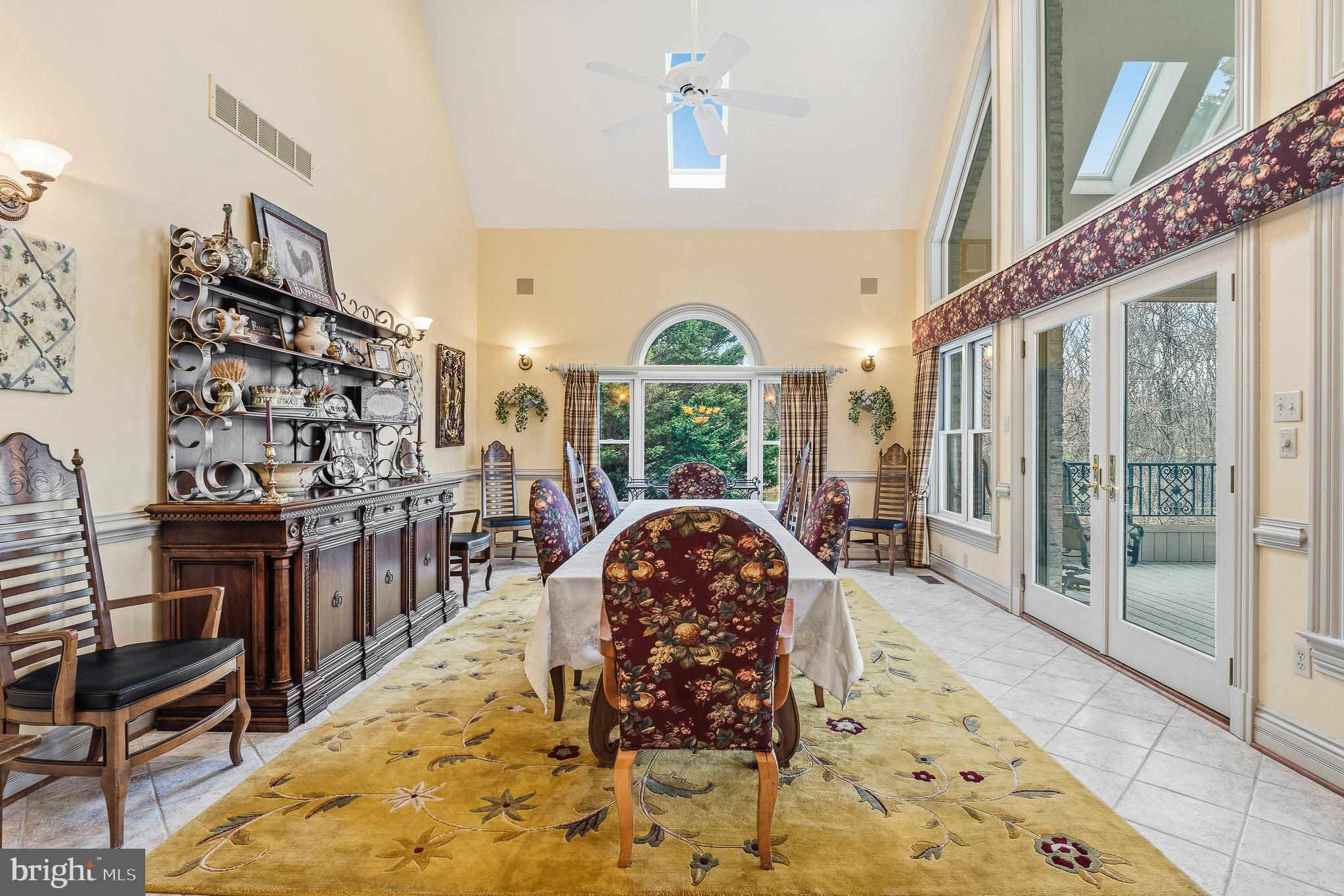 RIDGEWOOD - Residential