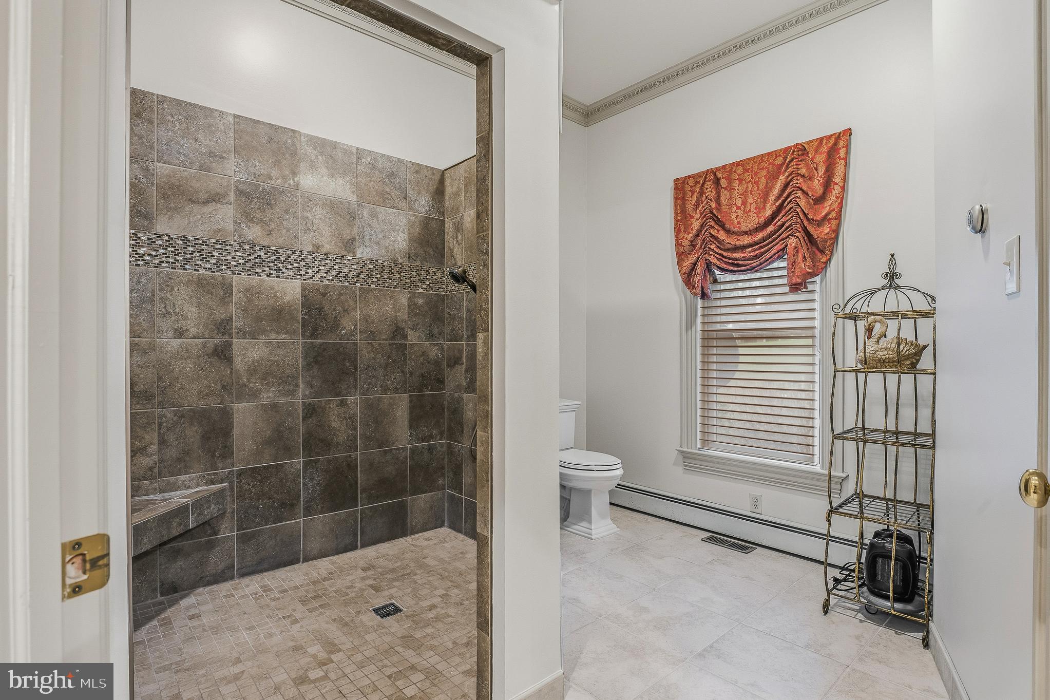 RIDGEWOOD - Residential