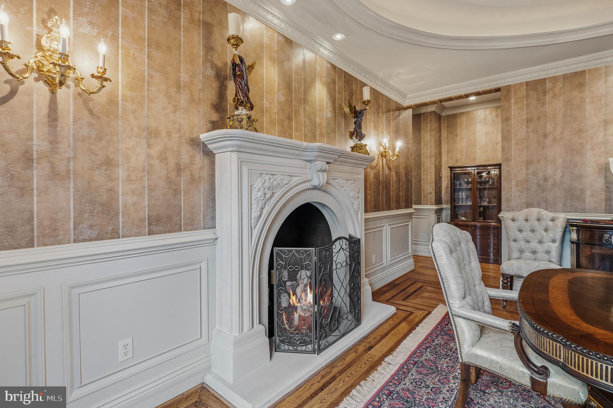 RIDGEWOOD - Residential