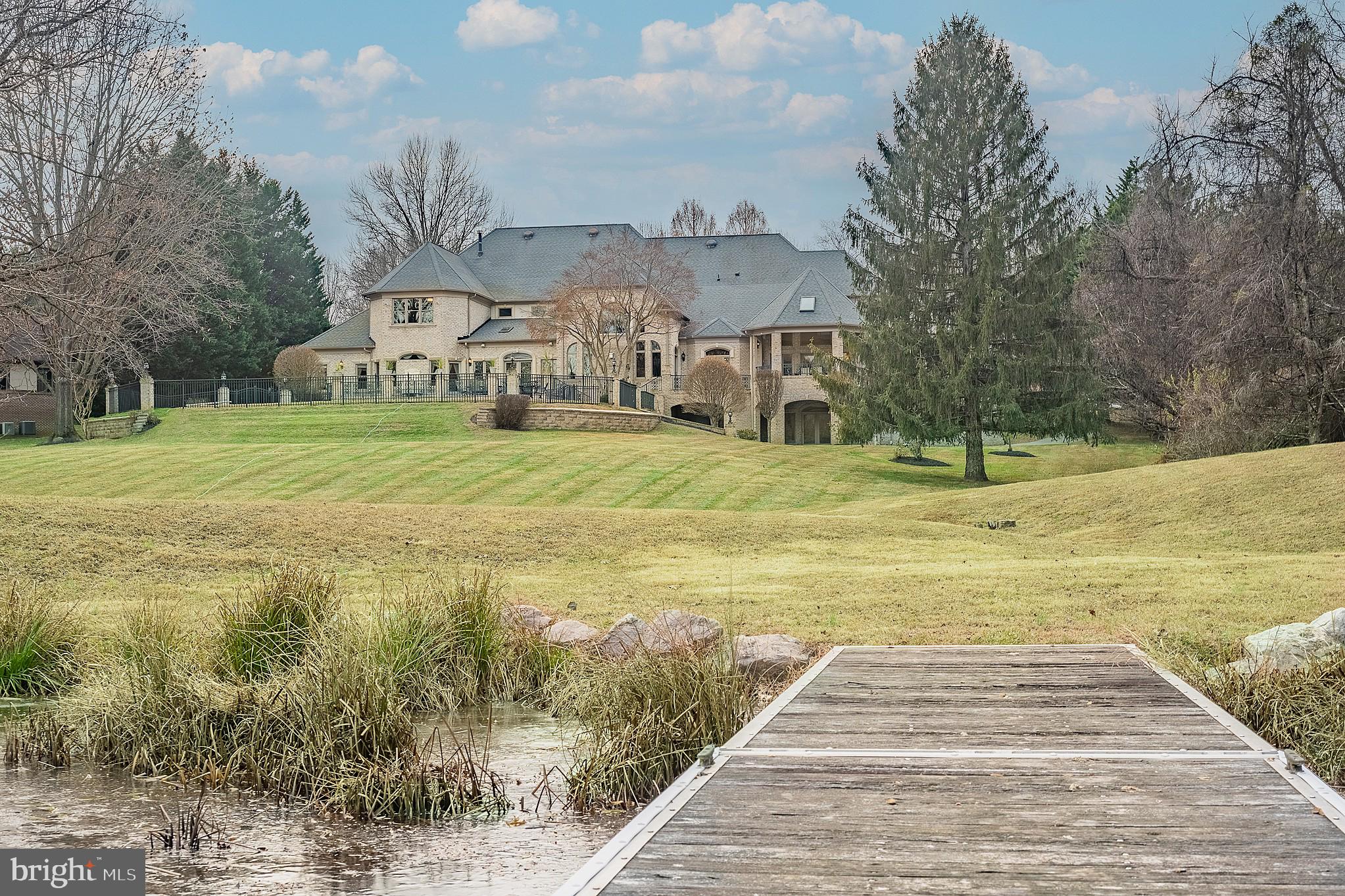 RIDGEWOOD - Residential