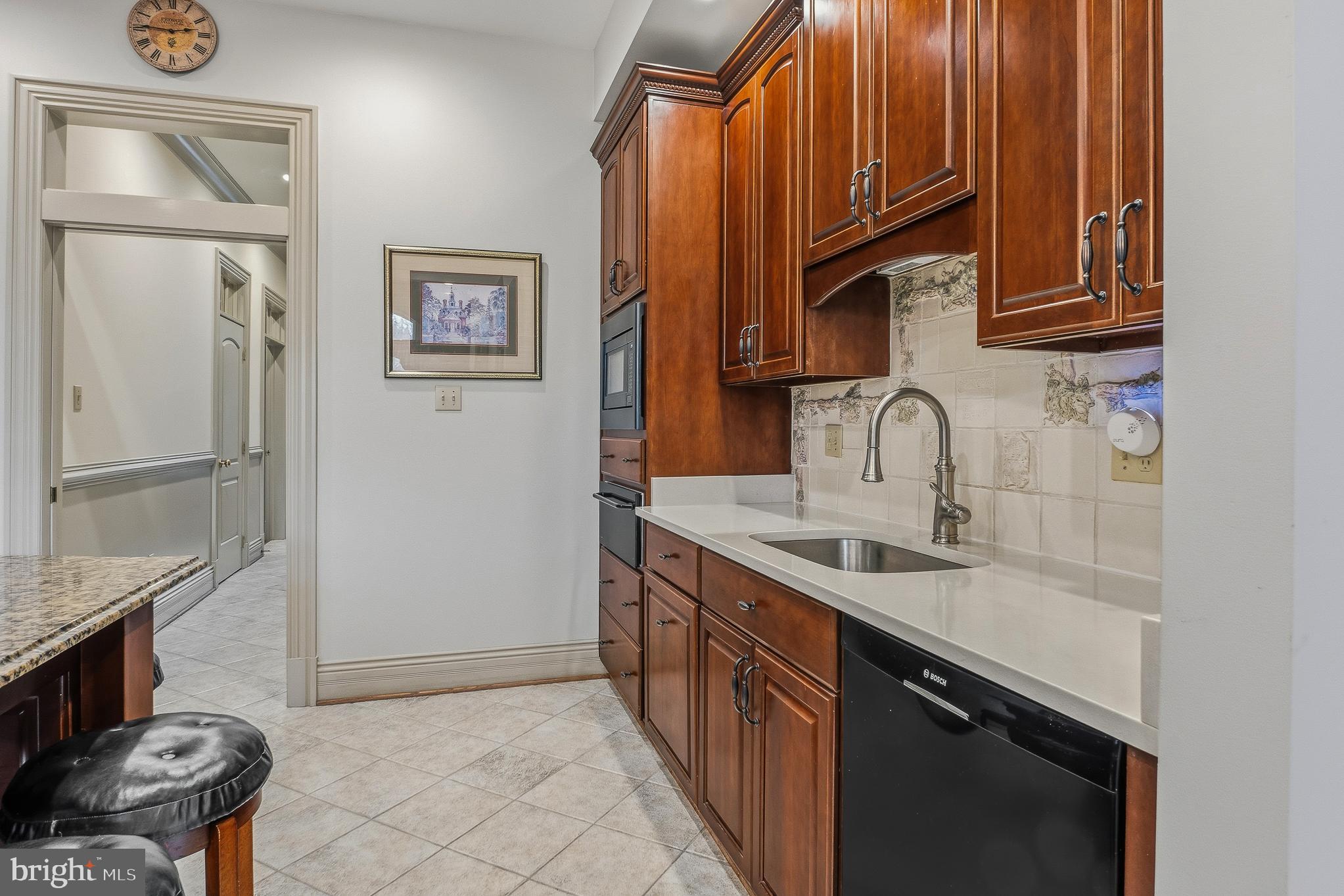 RIDGEWOOD - Residential