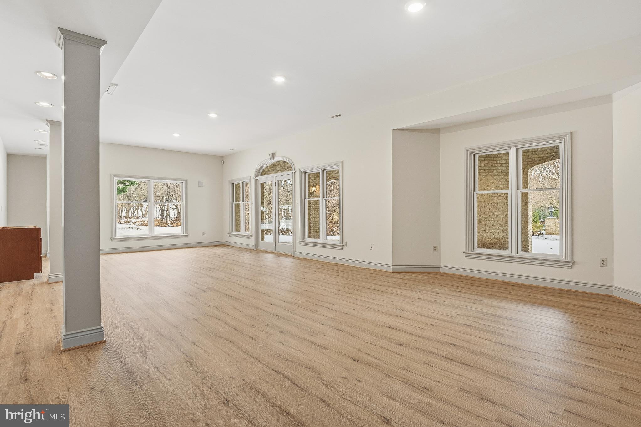 RIDGEWOOD - Residential