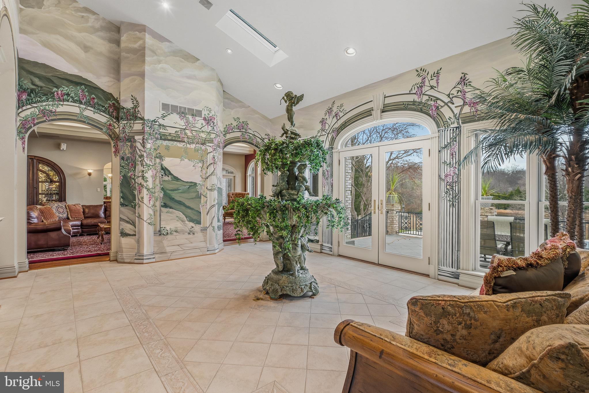 RIDGEWOOD - Residential