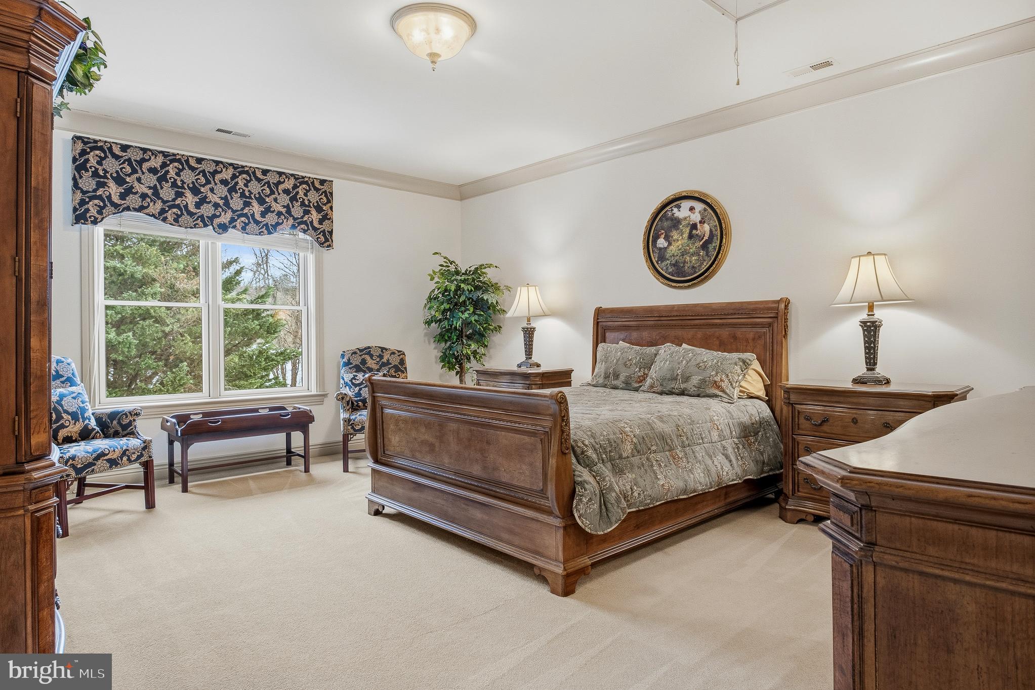 RIDGEWOOD - Residential