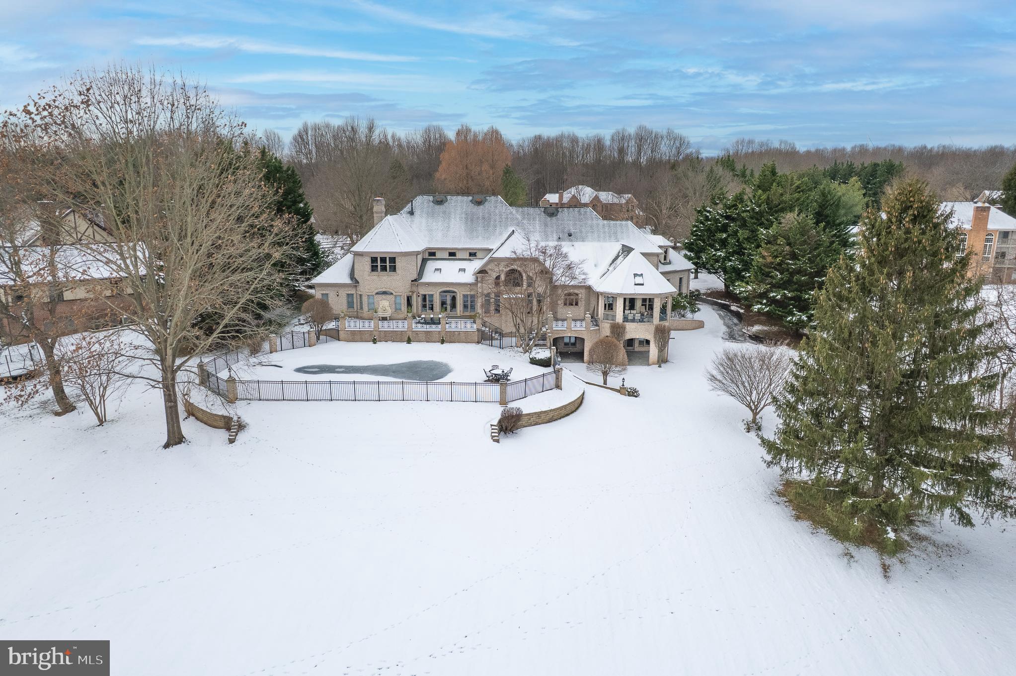 RIDGEWOOD - Residential