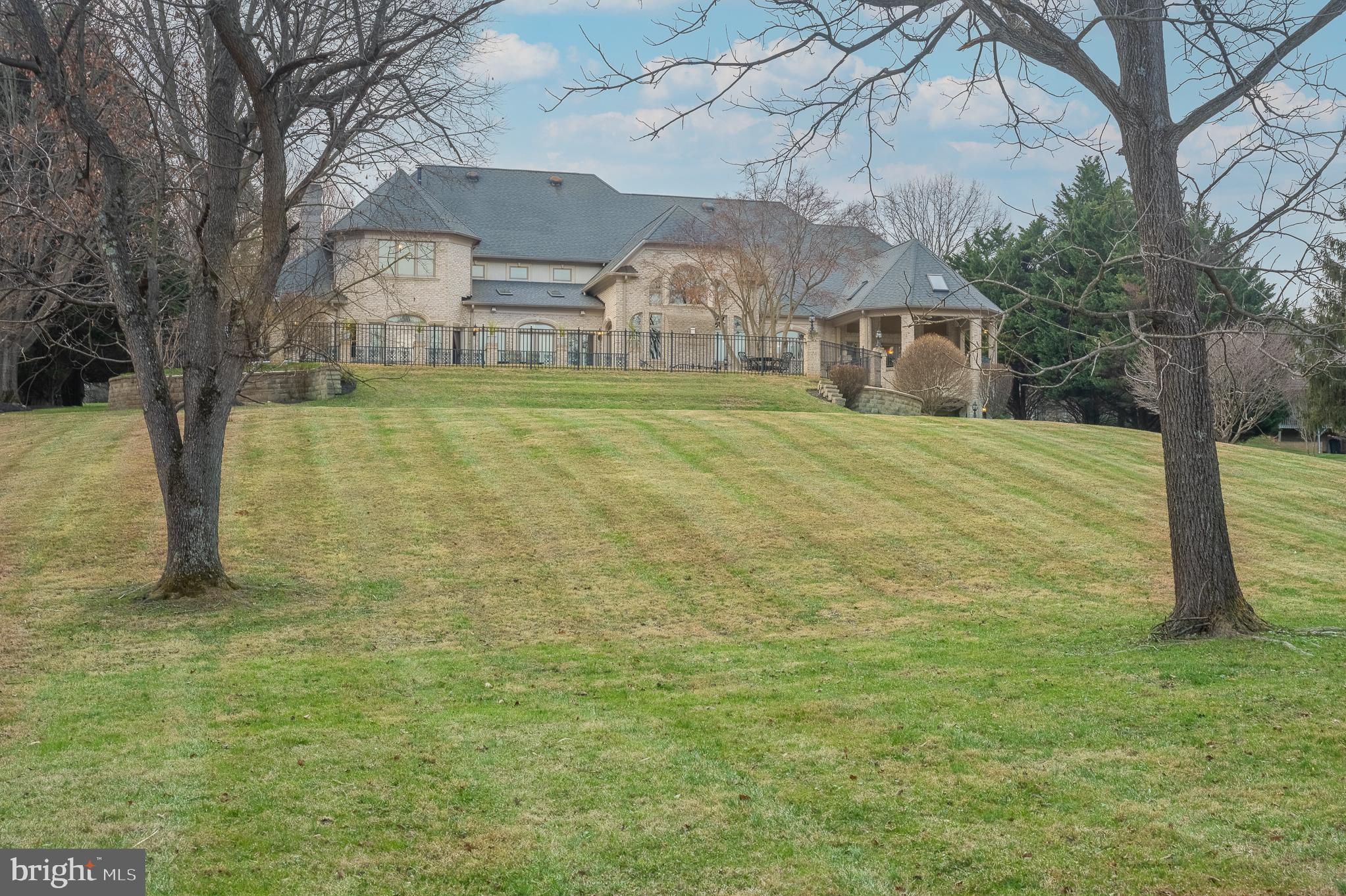 RIDGEWOOD - Residential