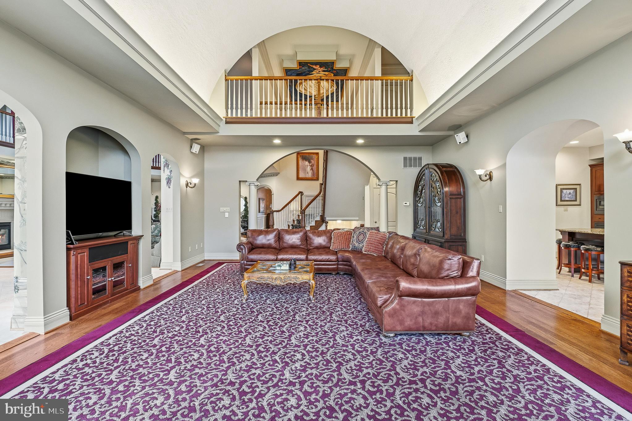 RIDGEWOOD - Residential