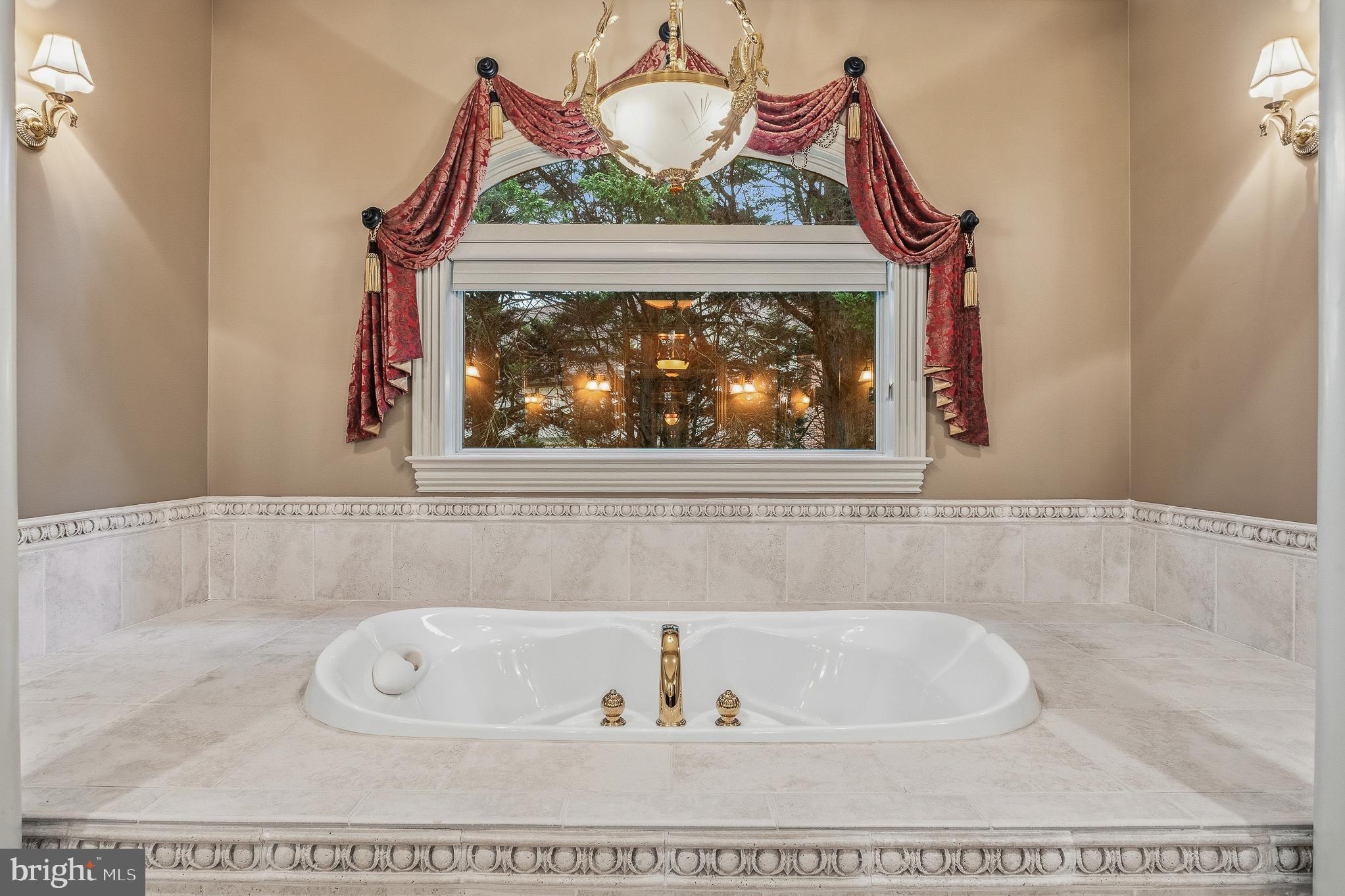 RIDGEWOOD - Residential