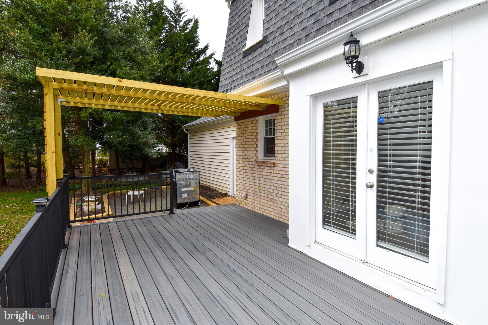 WOLF TRAP GREEN - Residential Lease