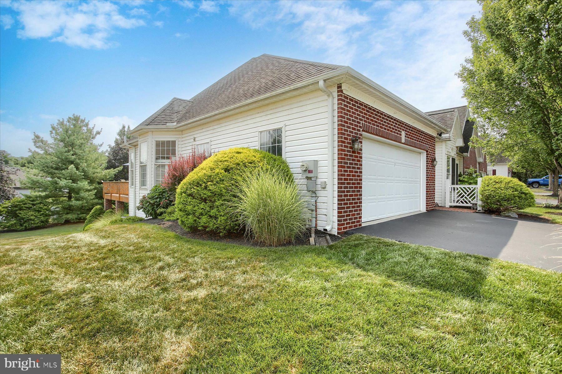7 TUSCANY COURT