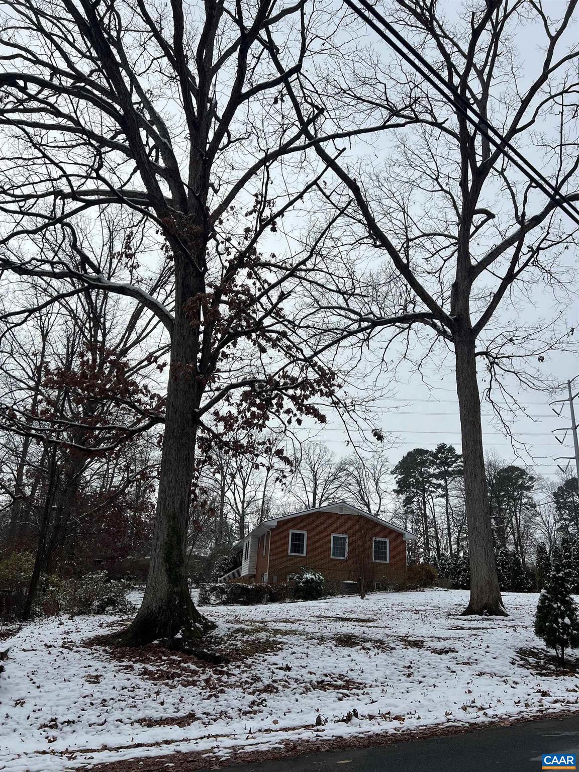 HESSIAN HILLS - Residential