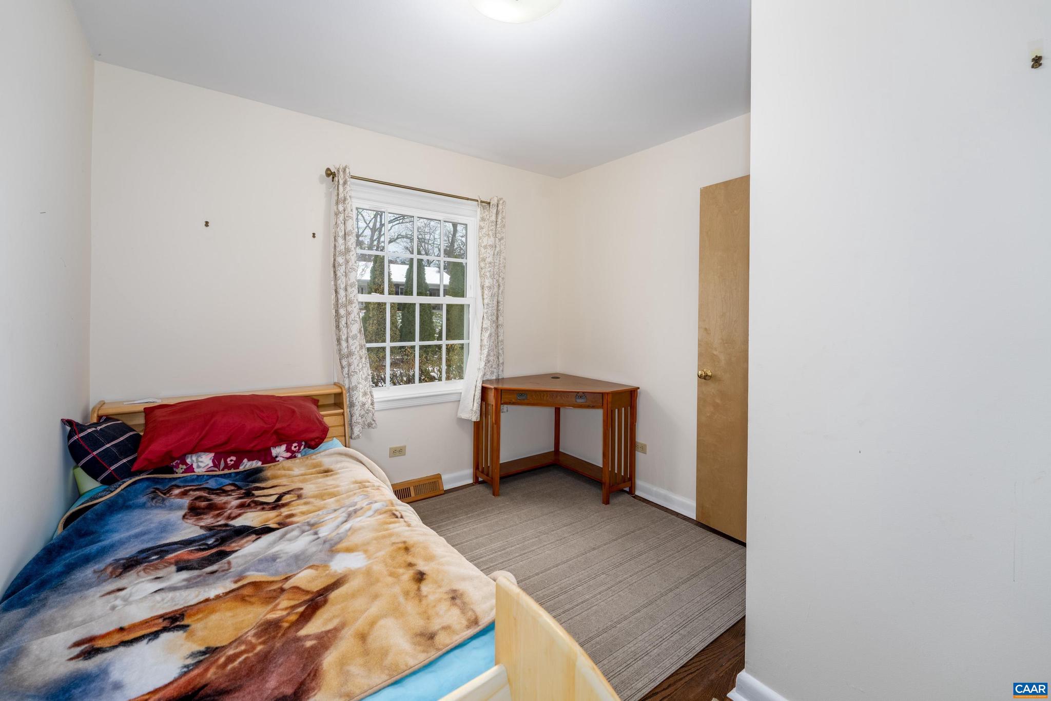 HESSIAN HILLS - Residential