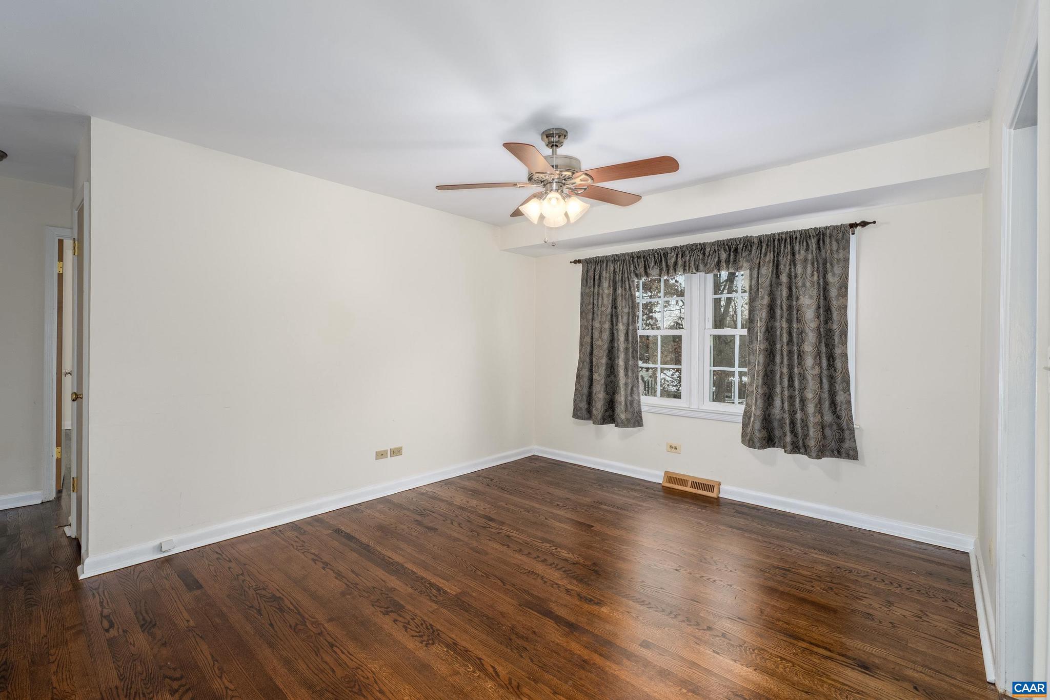 HESSIAN HILLS - Residential