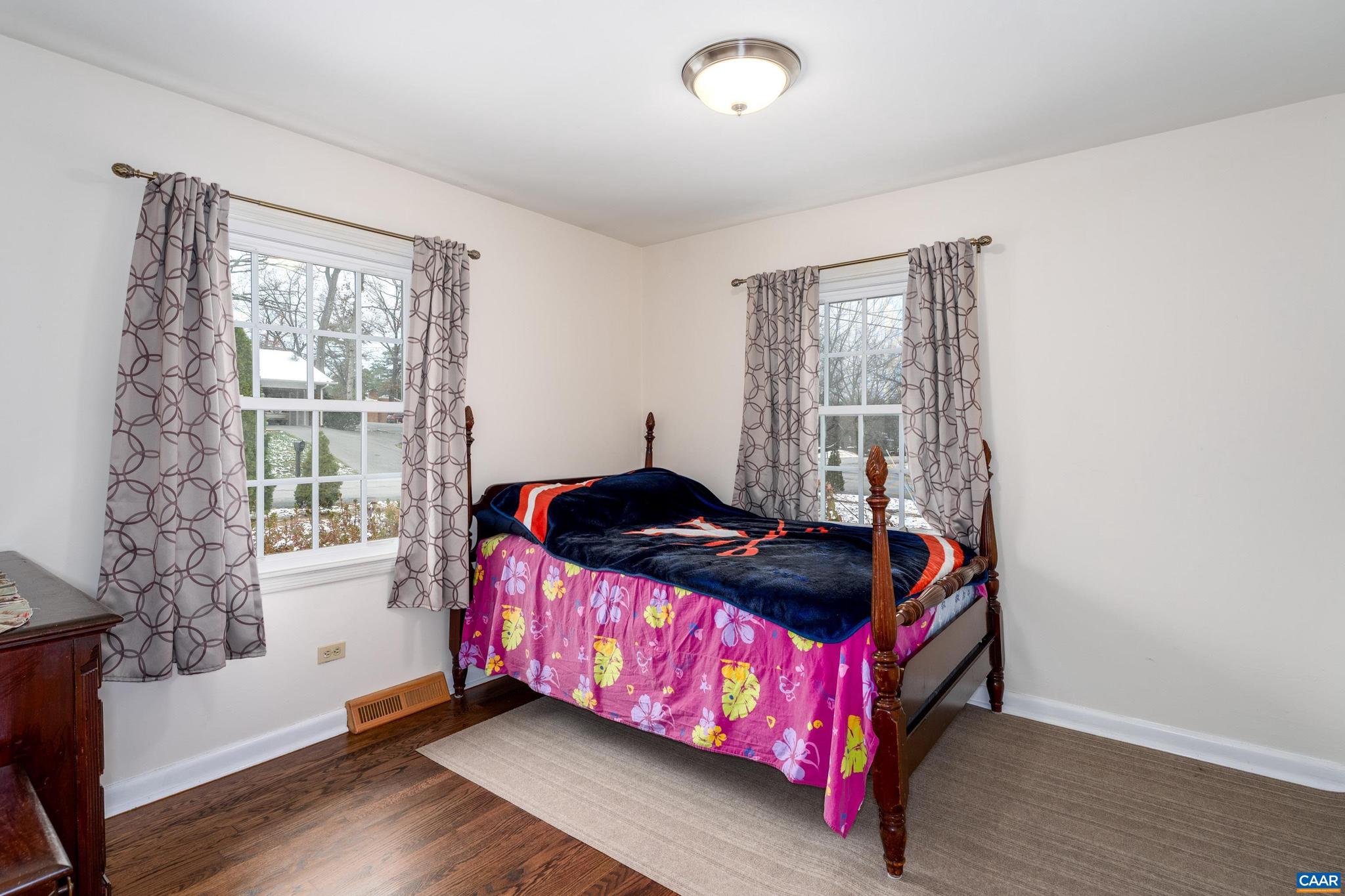 HESSIAN HILLS - Residential