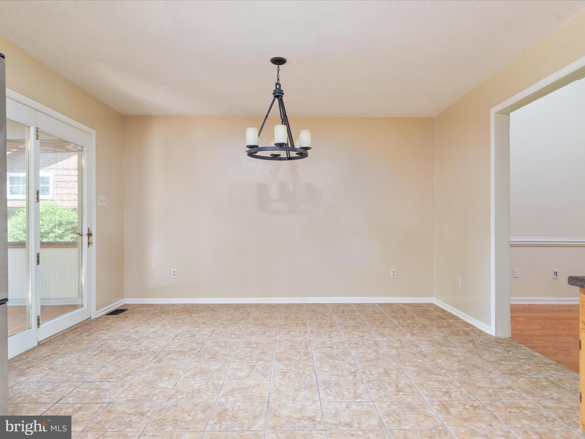 CHAPLINE'S CHOICE - Residential