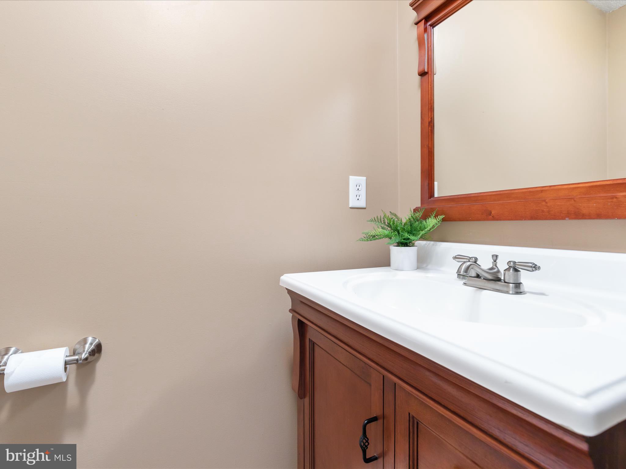 CHAPLINE'S CHOICE - Residential