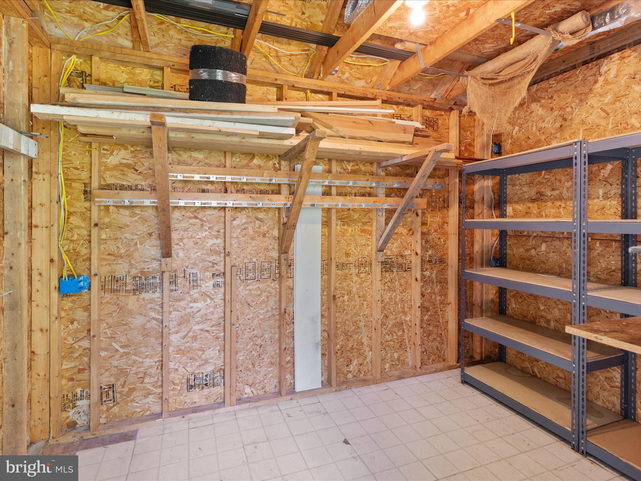 CHAPLINE'S CHOICE - Residential