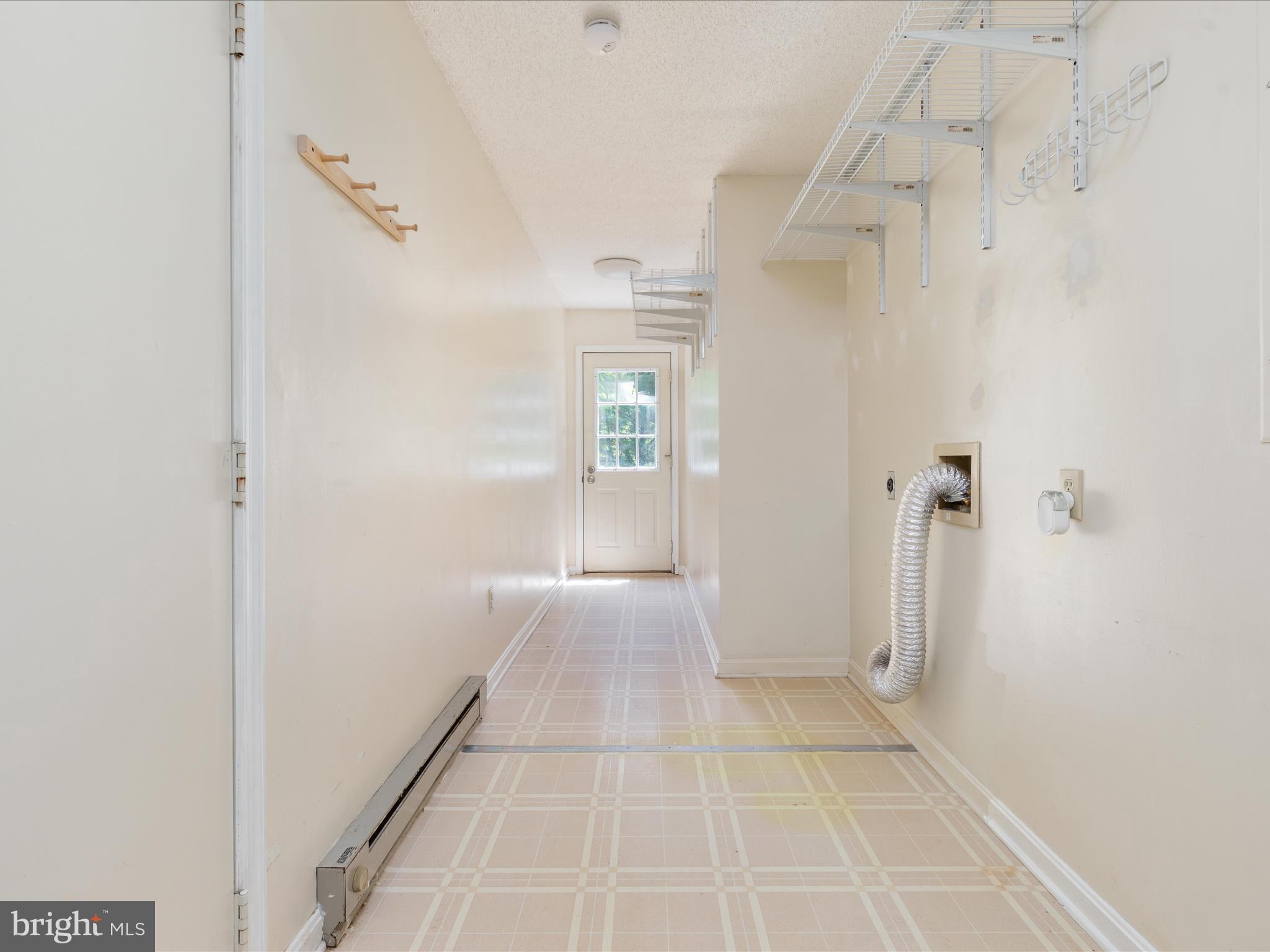 CHAPLINE'S CHOICE - Residential