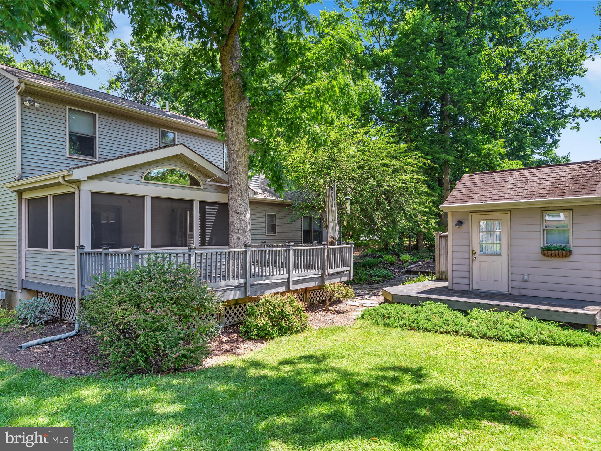 CHAPLINE'S CHOICE - Residential