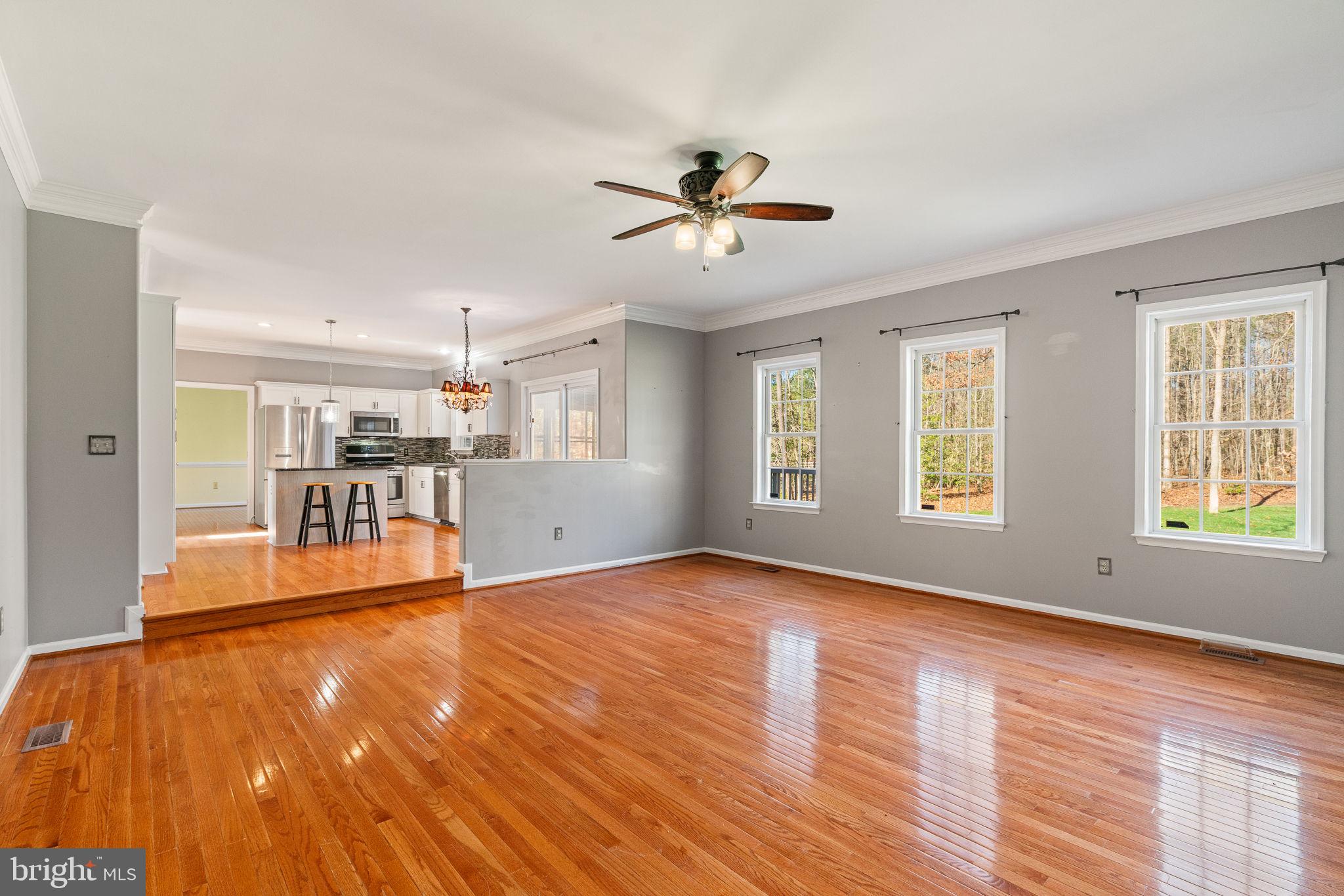 SOUTH WOODS - Residential