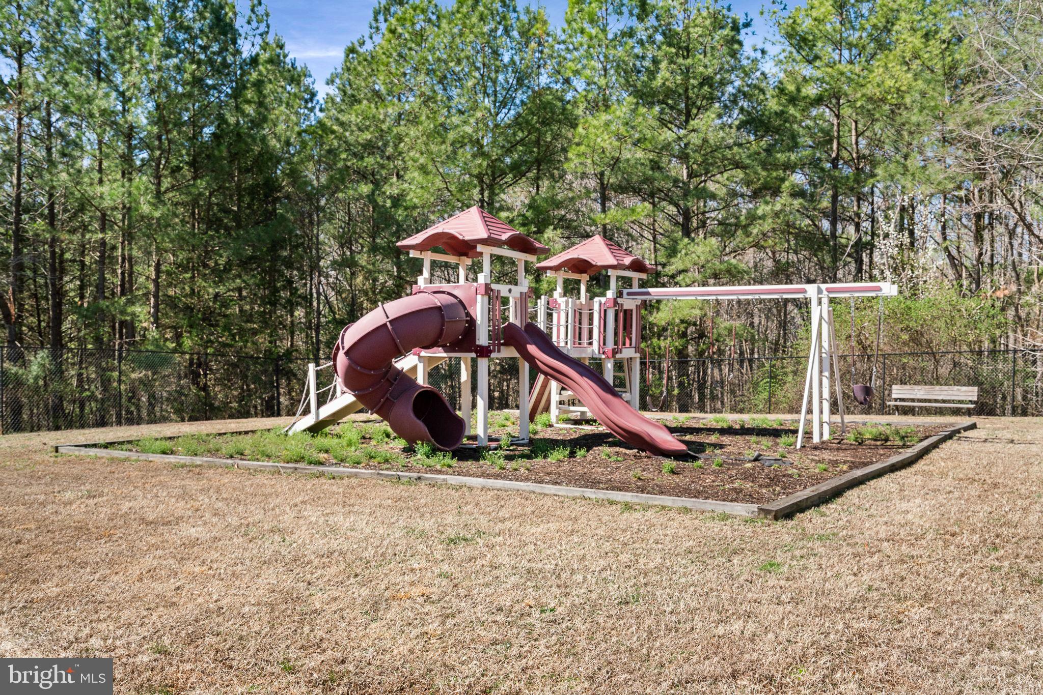 SOUTH WOODS - Residential