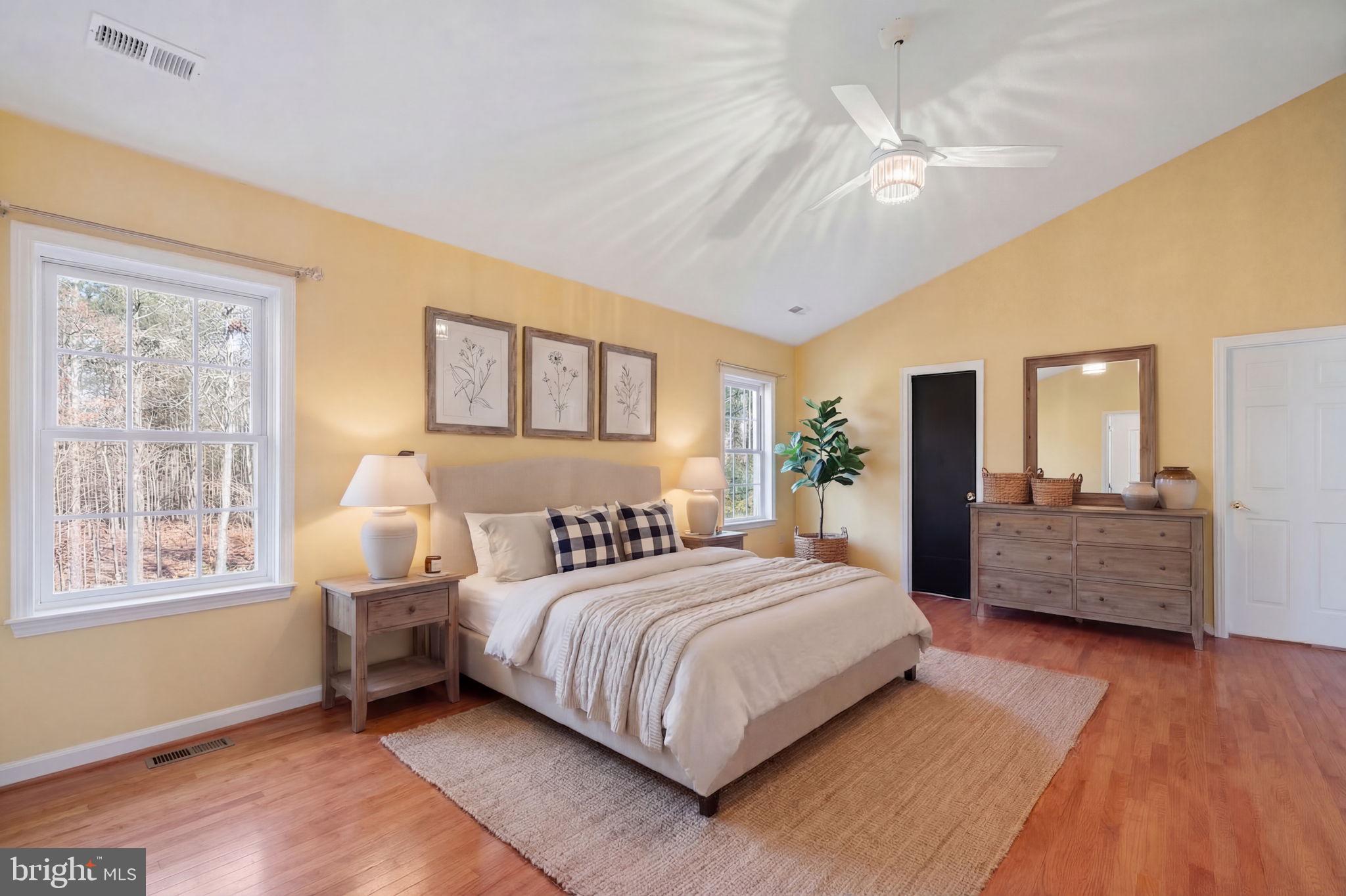 SOUTH WOODS - Residential