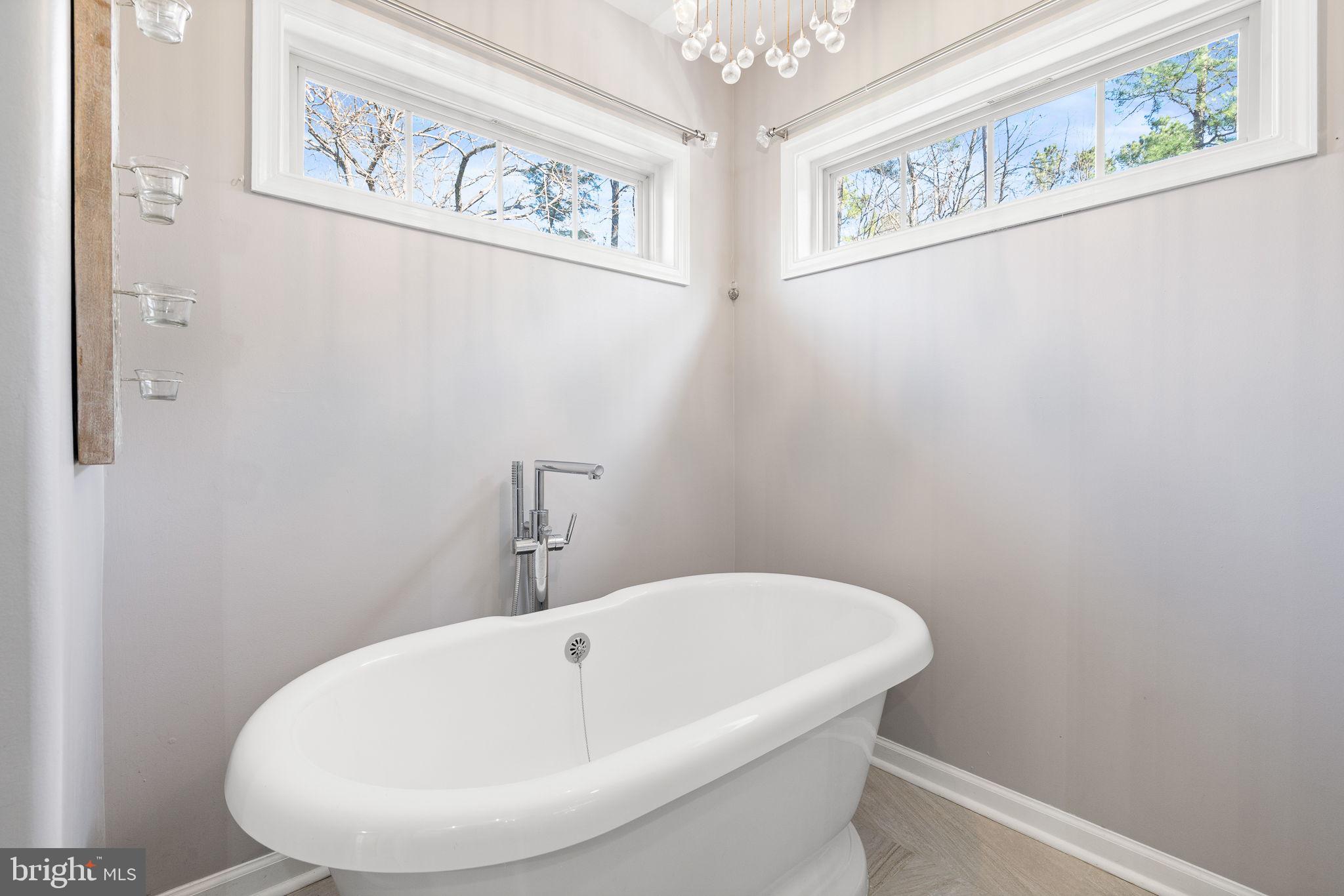 SOUTH WOODS - Residential