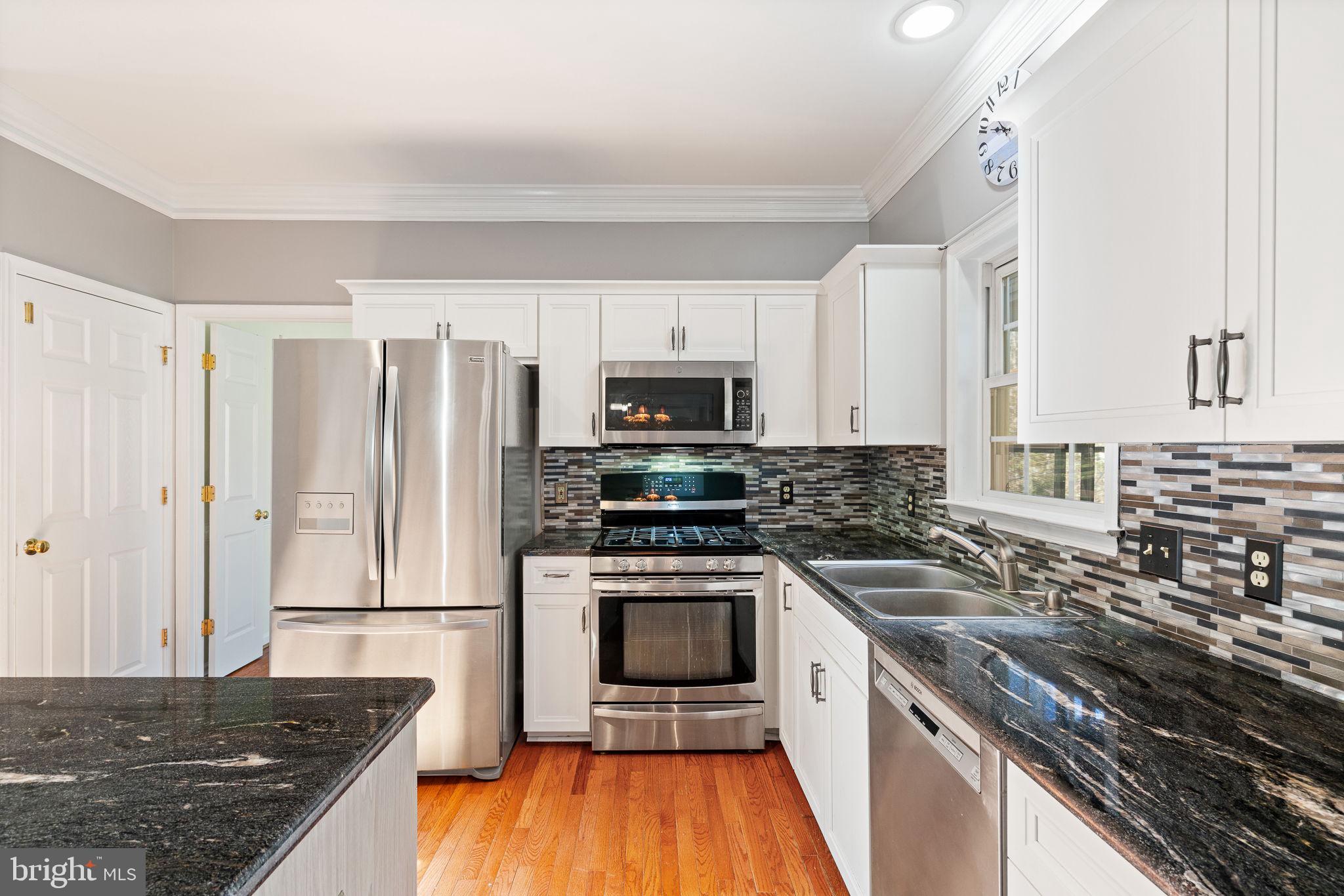 SOUTH WOODS - Residential