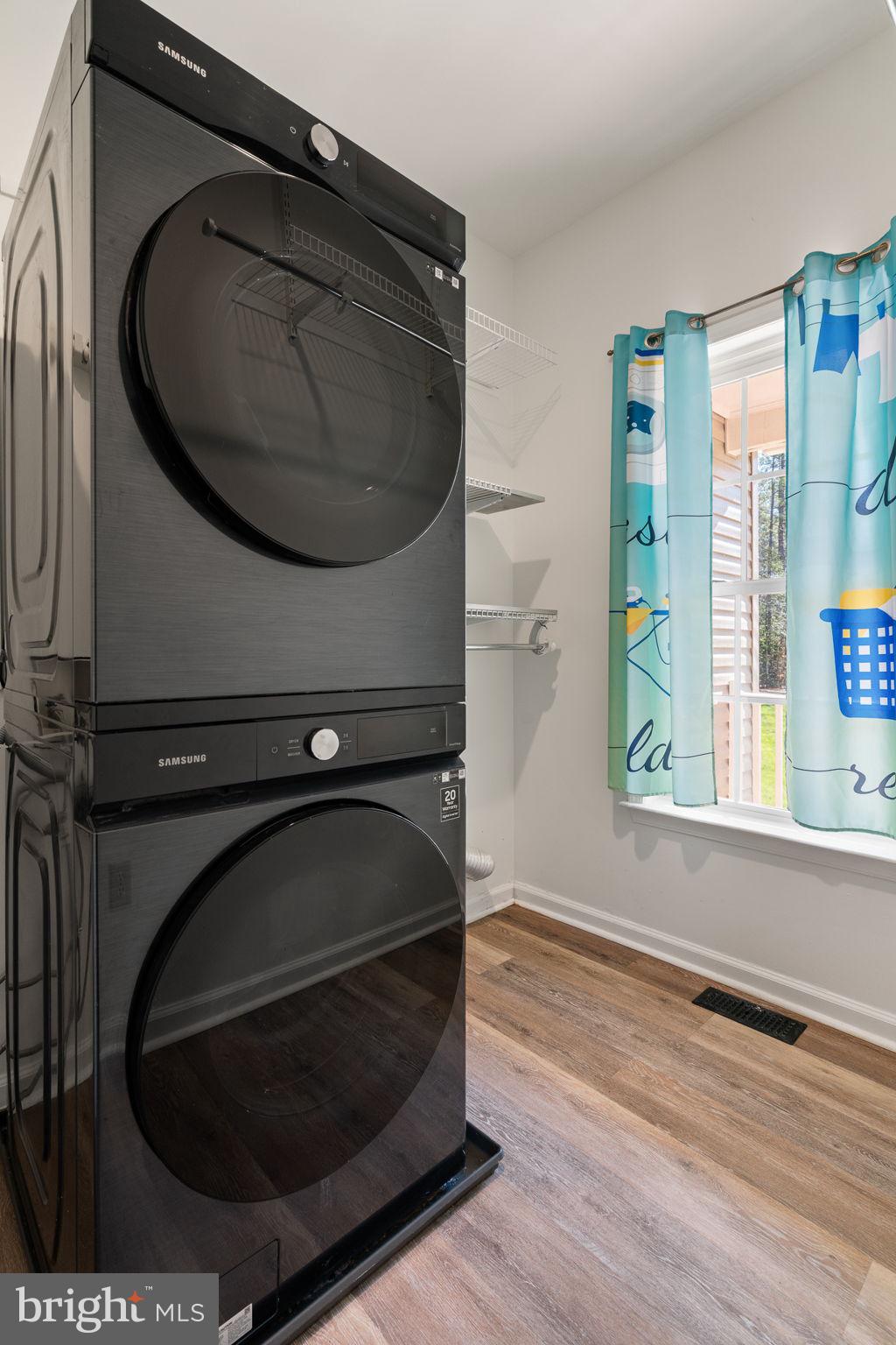 SOUTH WOODS - Residential