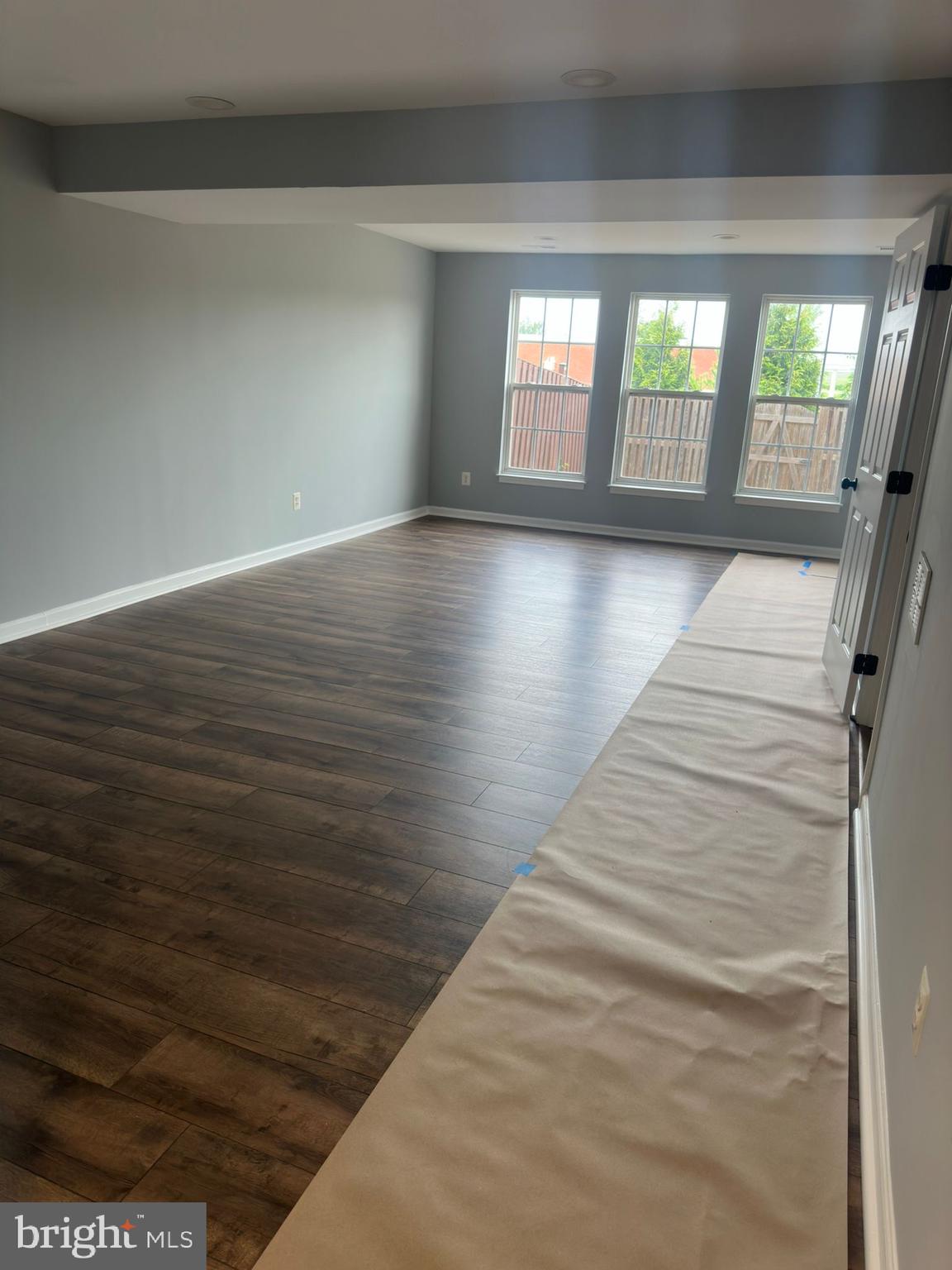 WINDMILL CROSSING - Residential