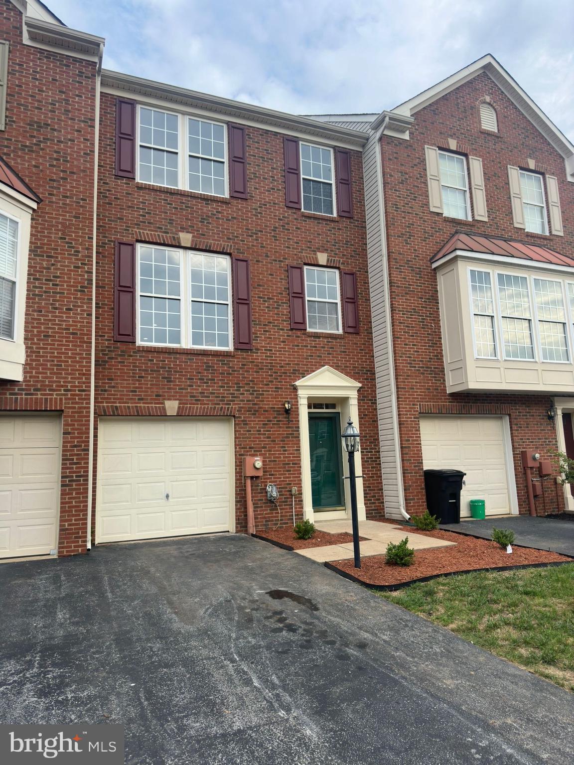 WINDMILL CROSSING - Residential