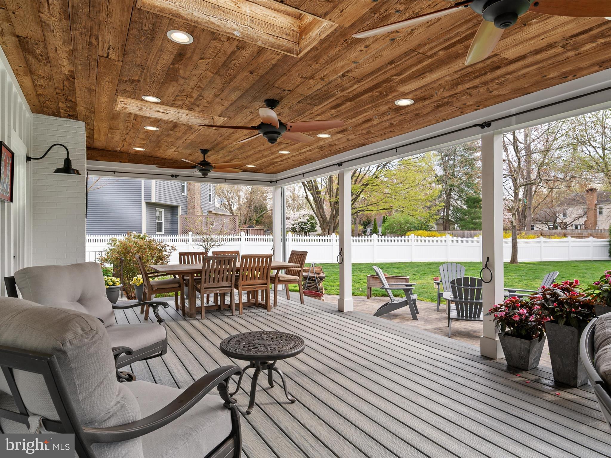 ANNAPOLIS COVE - Residential