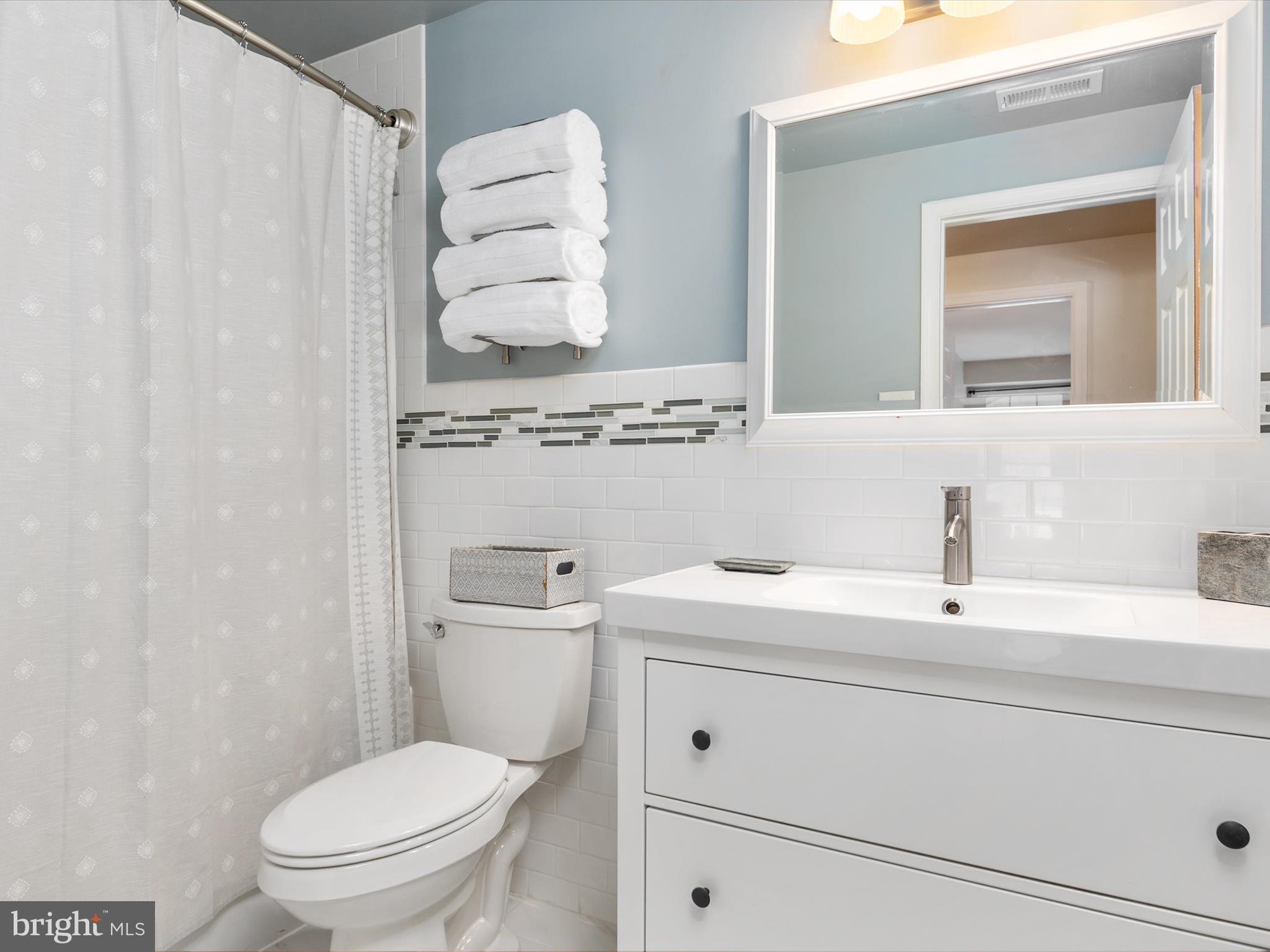 ANNAPOLIS COVE - Residential