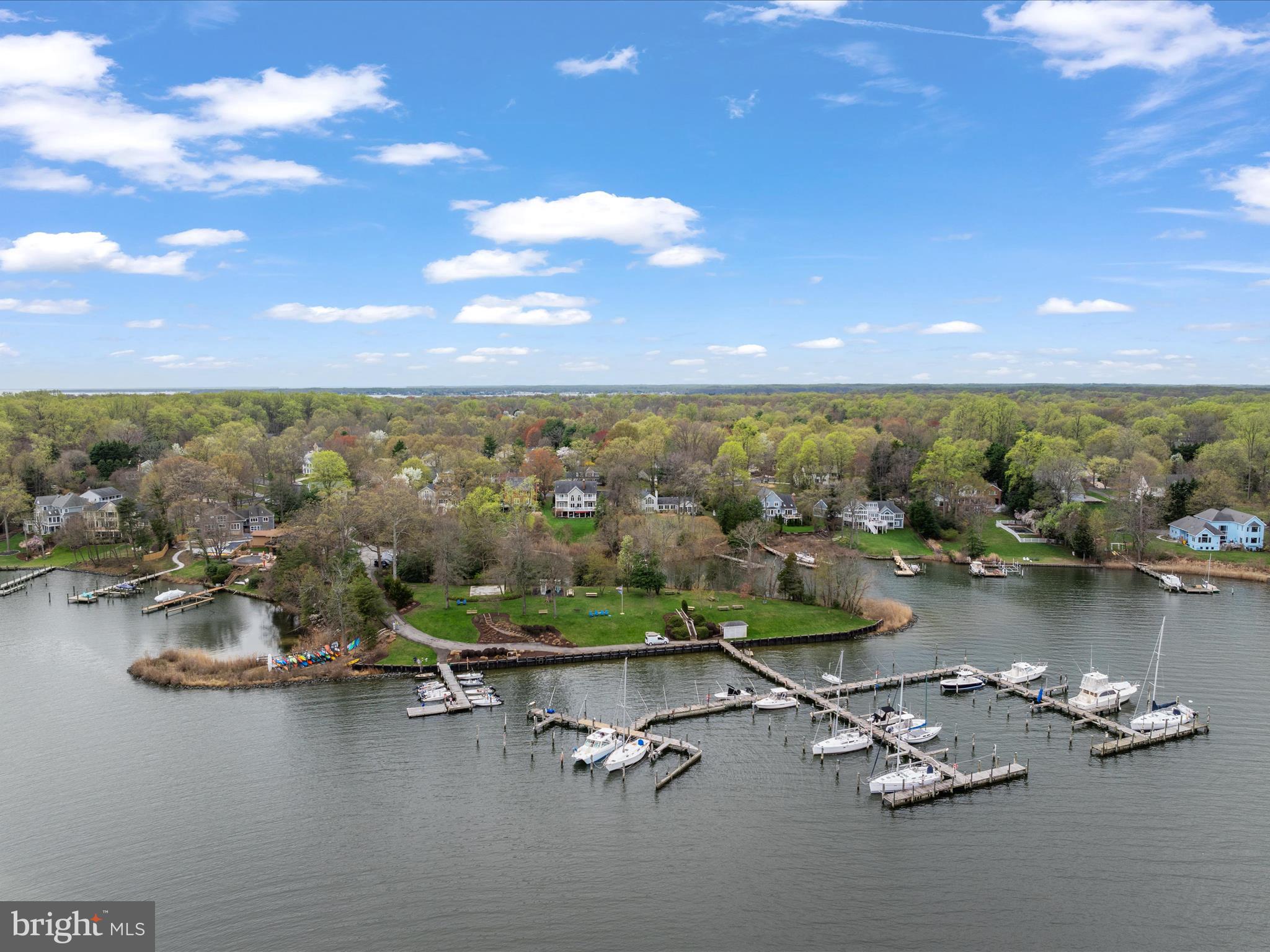 ANNAPOLIS COVE - Residential