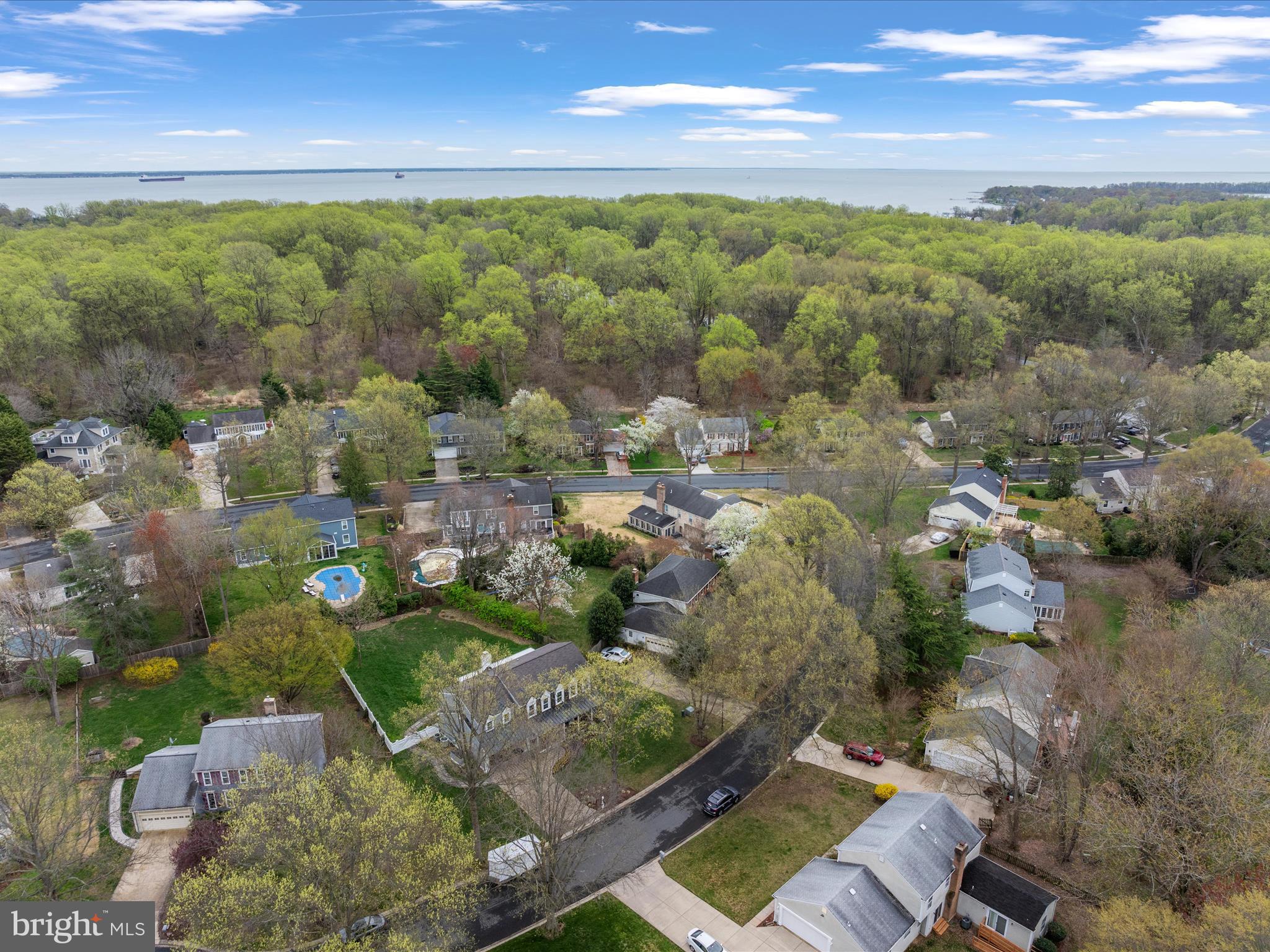 ANNAPOLIS COVE - Residential