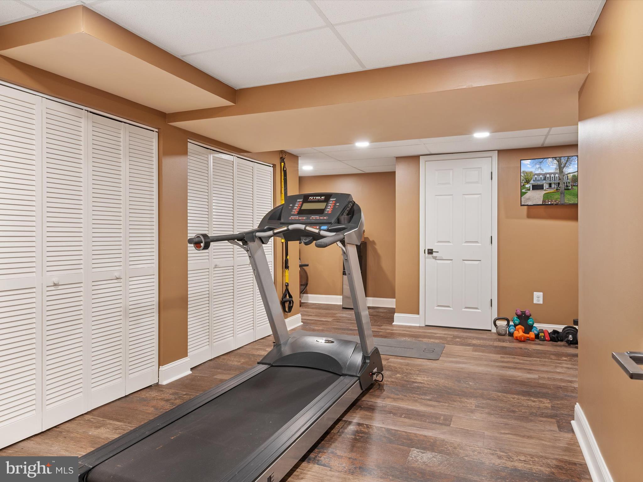 ANNAPOLIS COVE - Residential