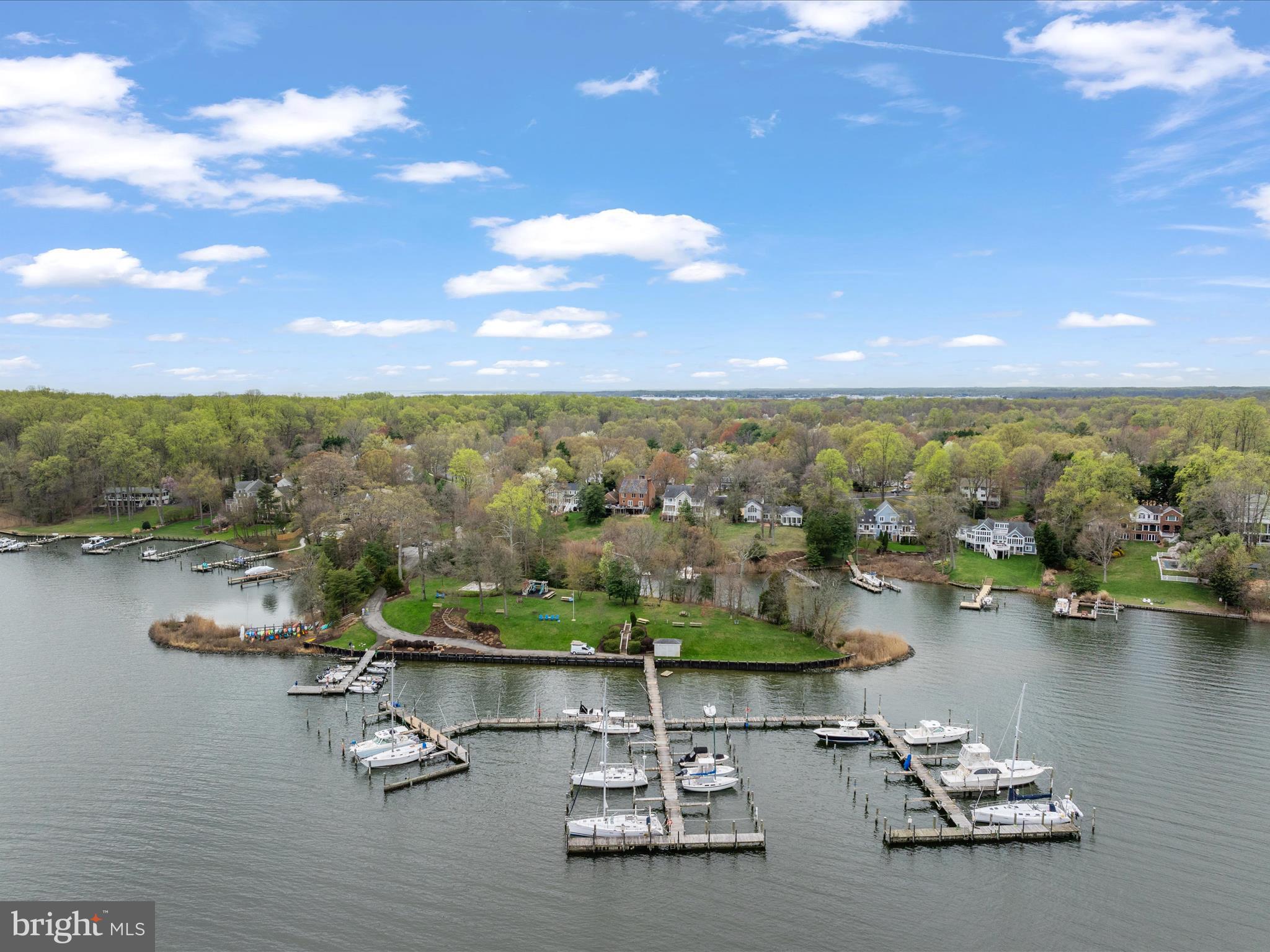 ANNAPOLIS COVE - Residential
