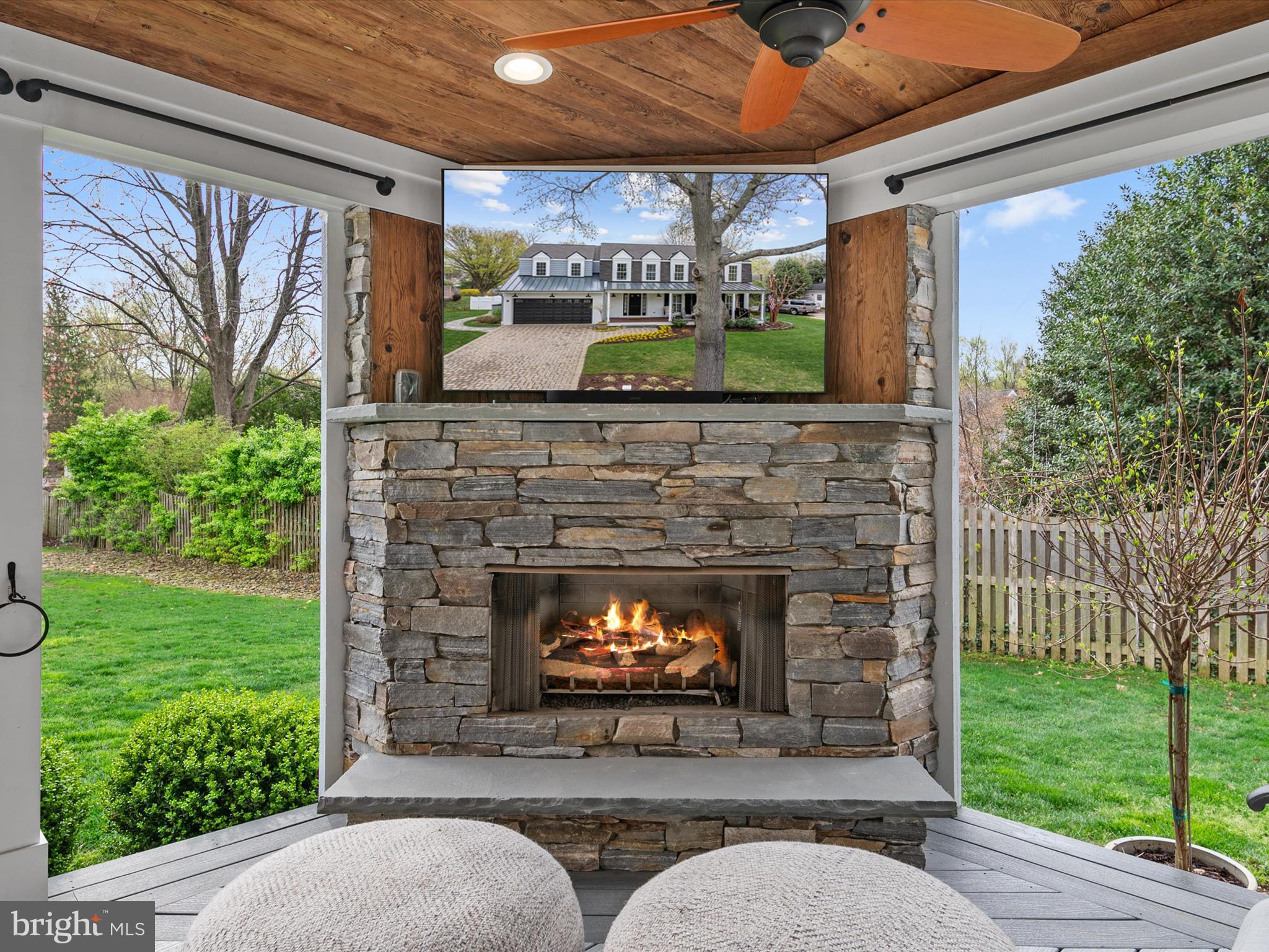 ANNAPOLIS COVE - Residential