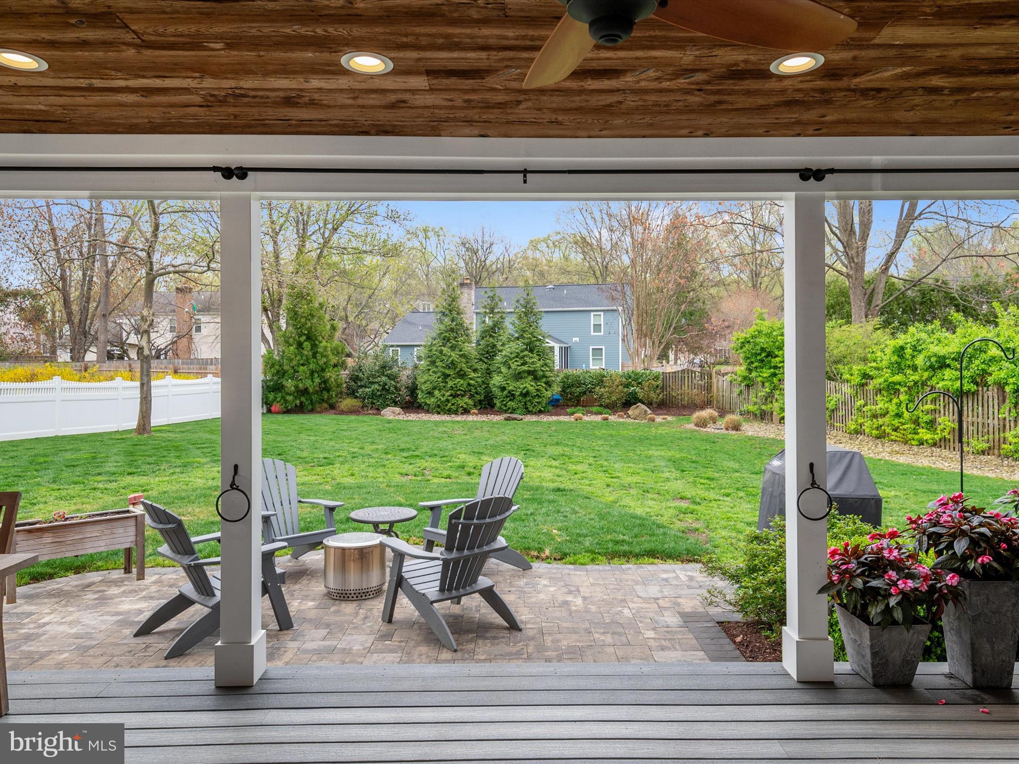 ANNAPOLIS COVE - Residential