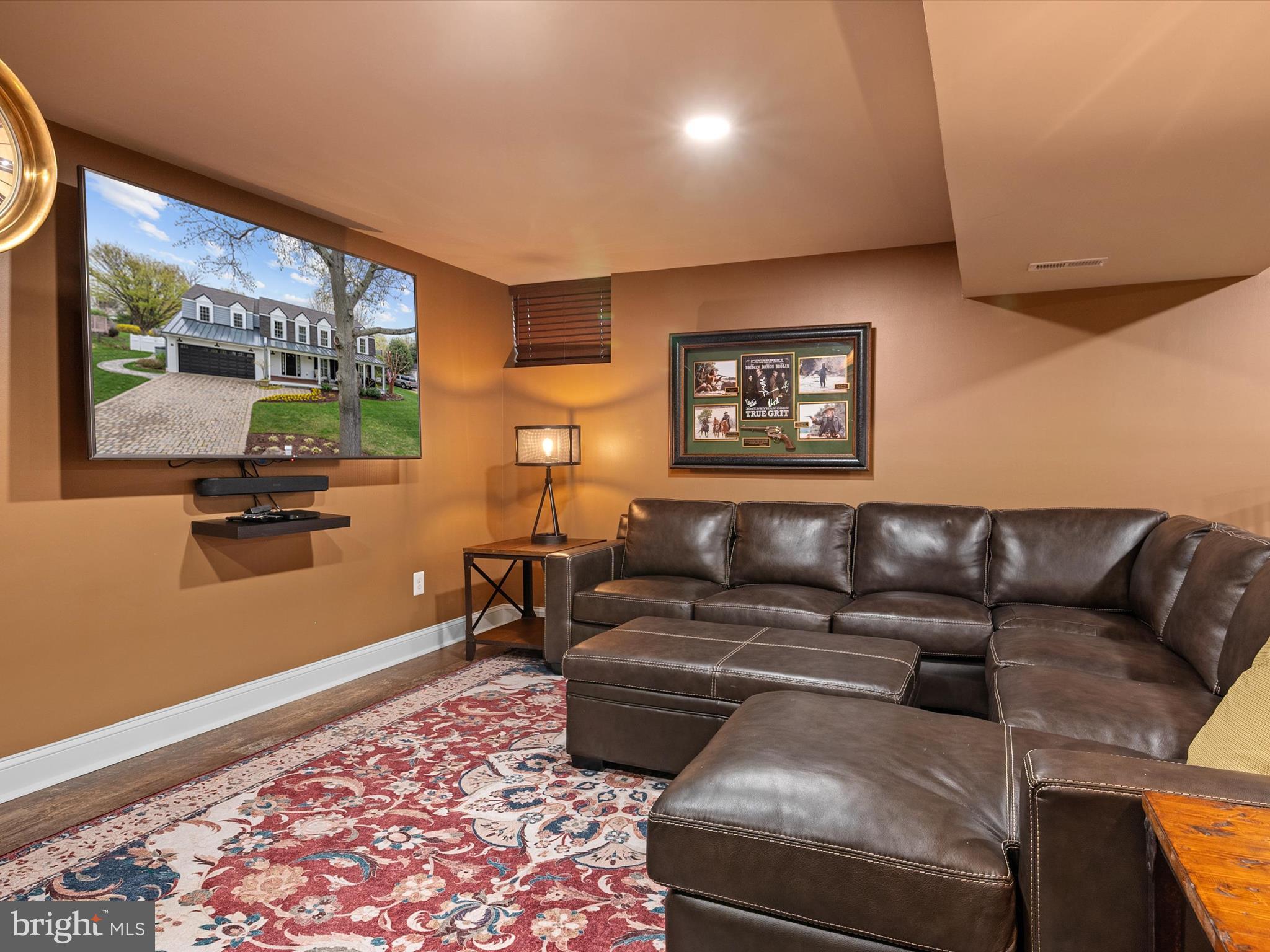 ANNAPOLIS COVE - Residential