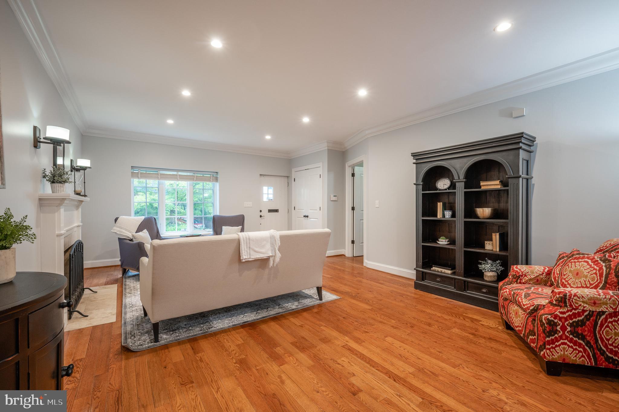 BEVERLY HILLS - Residential