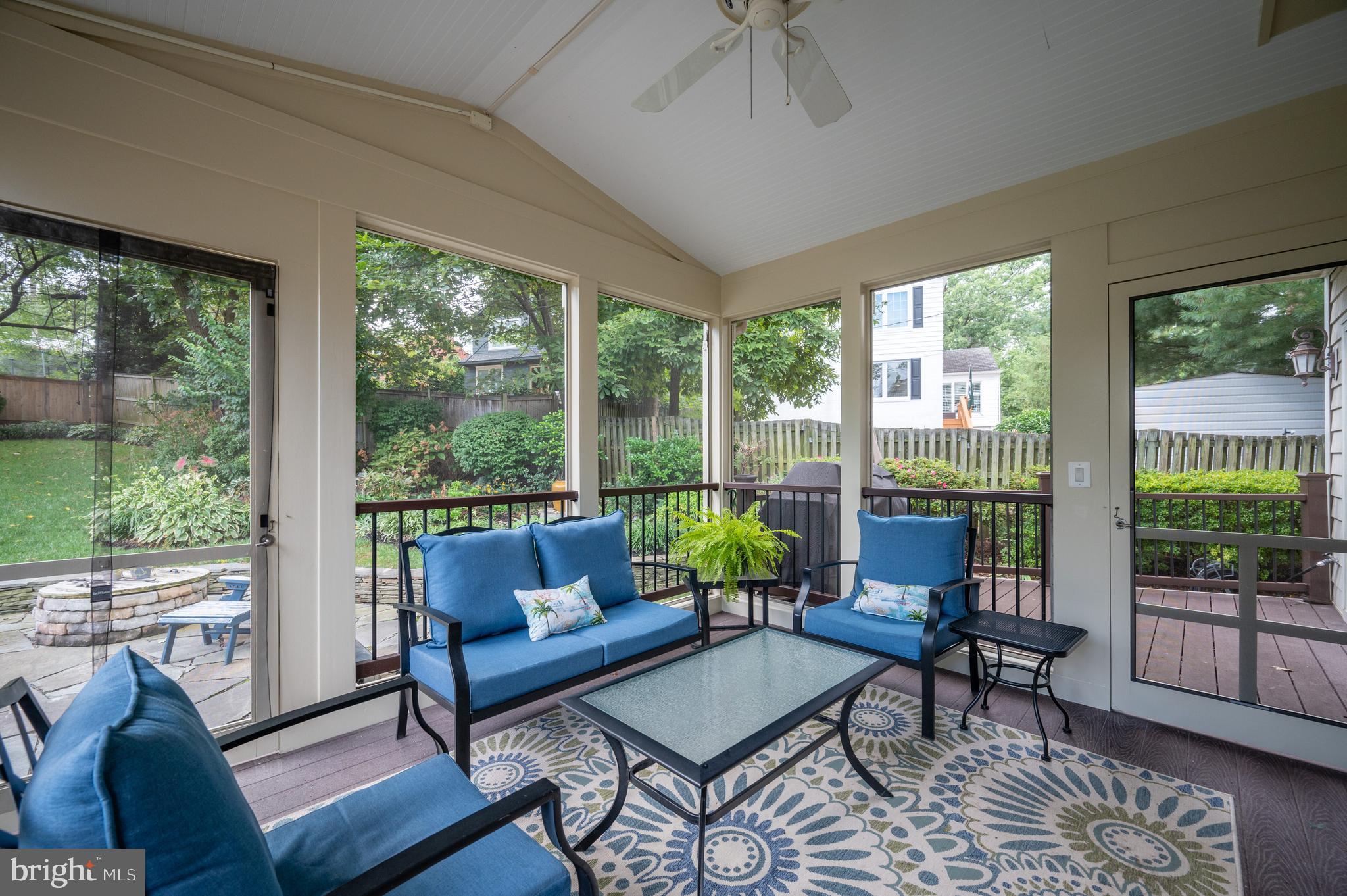 BEVERLY HILLS - Residential