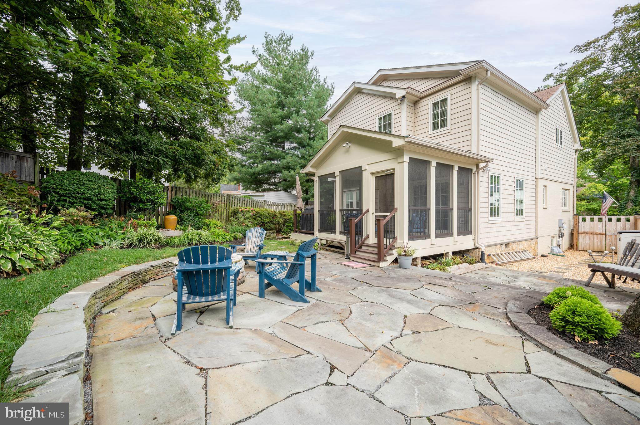 BEVERLY HILLS - Residential