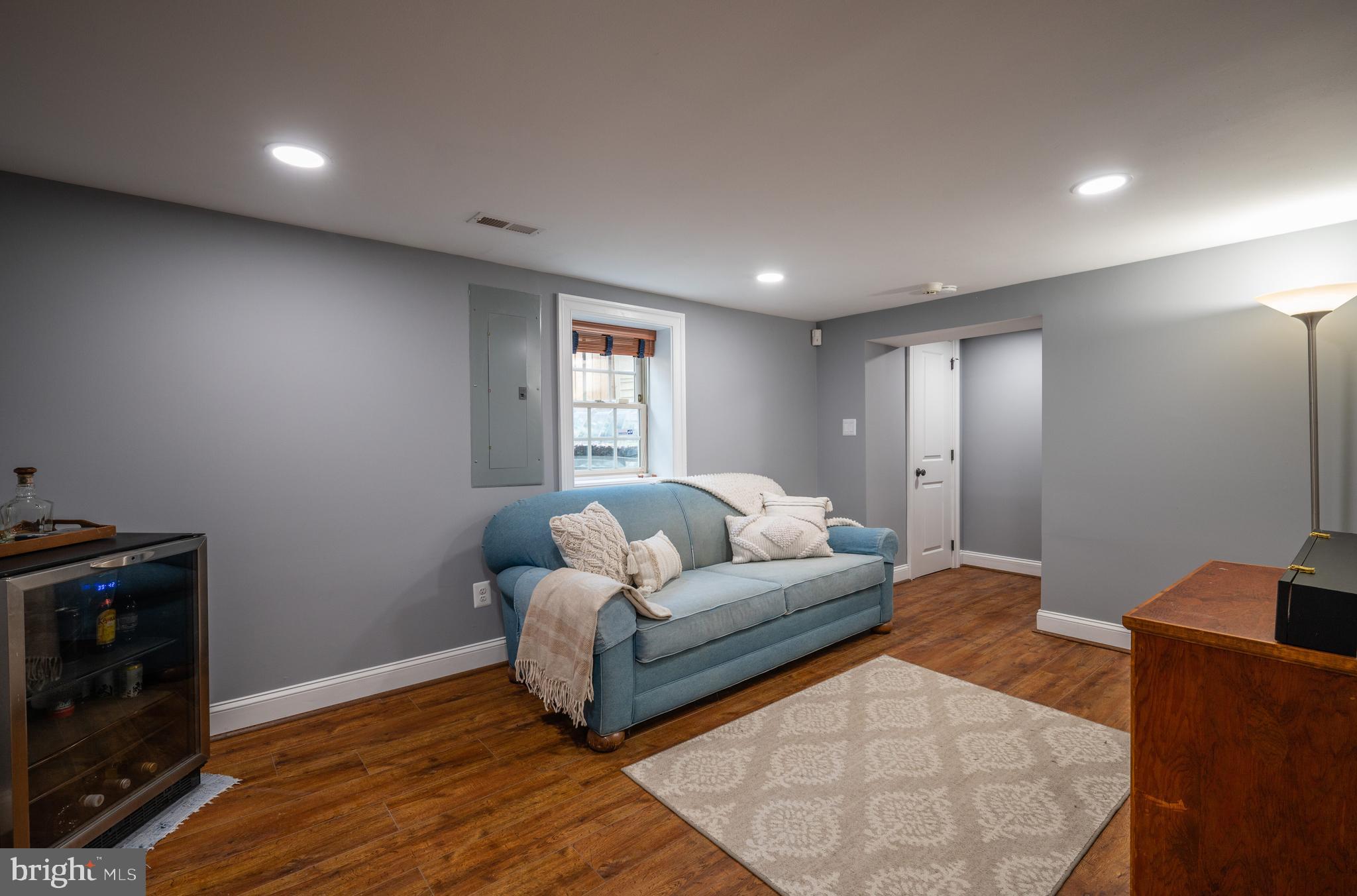 BEVERLY HILLS - Residential