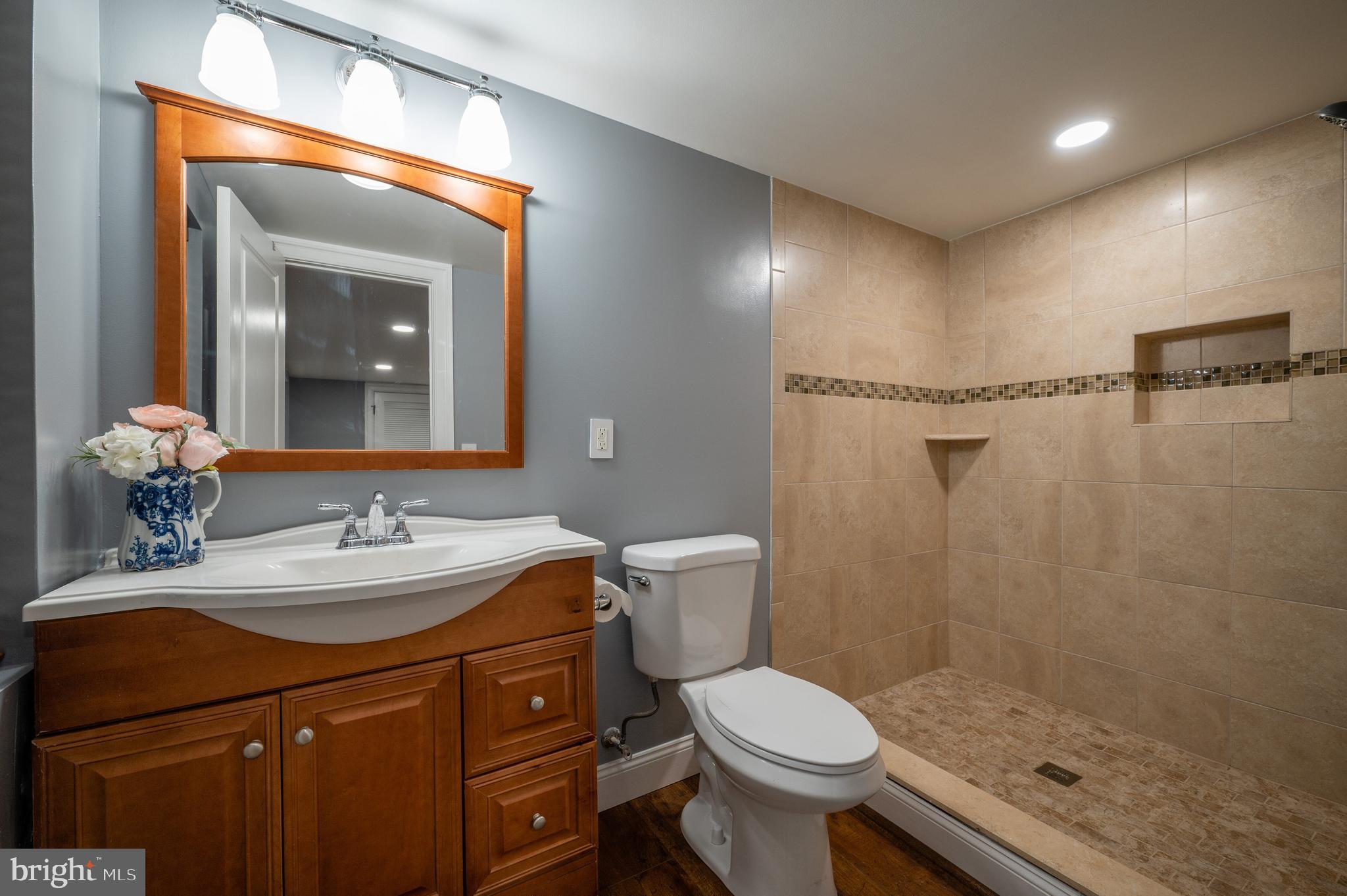 BEVERLY HILLS - Residential