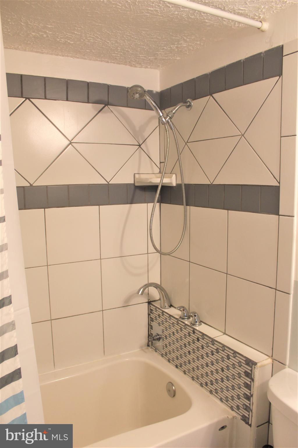 HARMANS WOODS - Residential