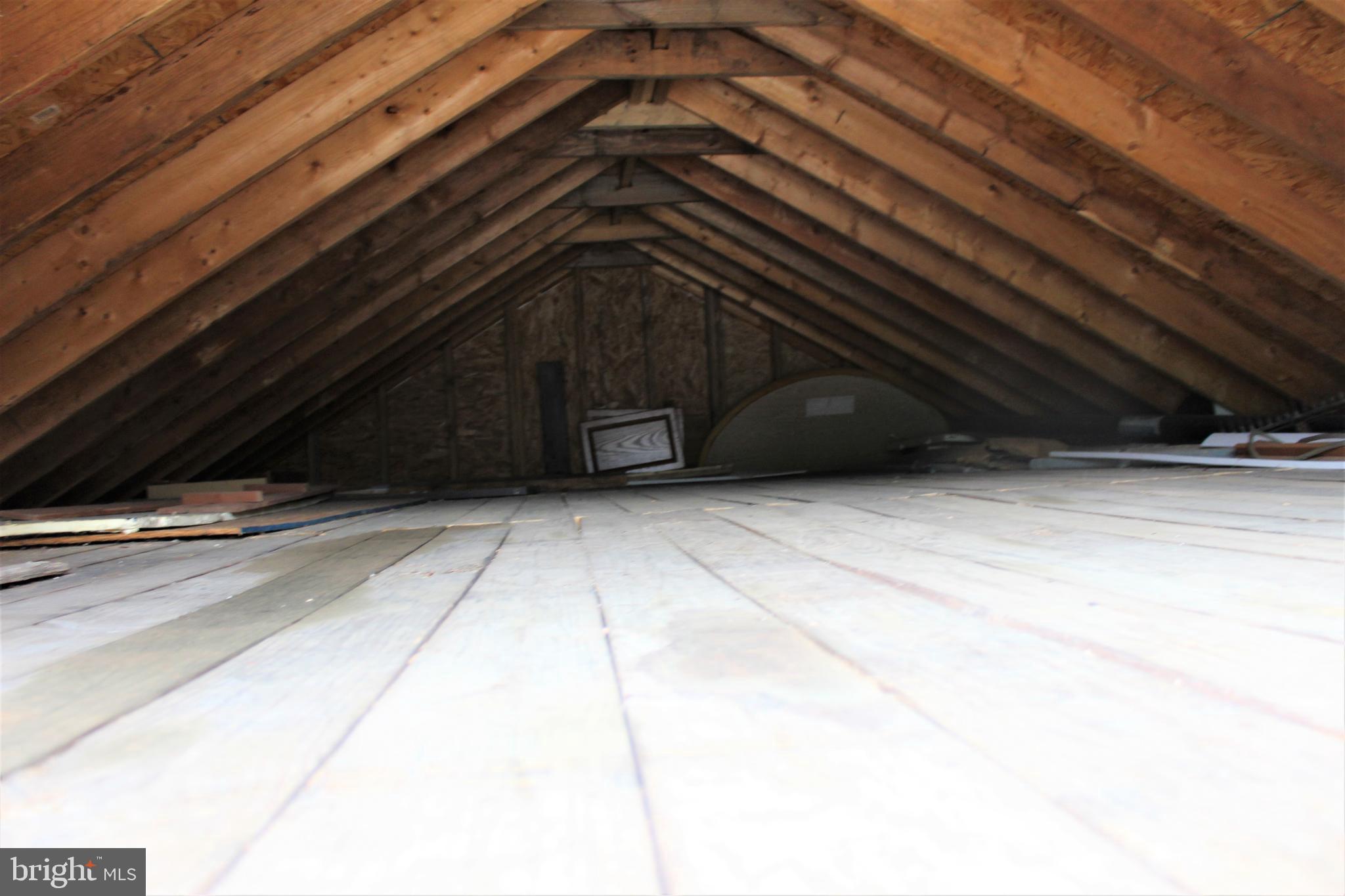 HARMANS WOODS - Residential