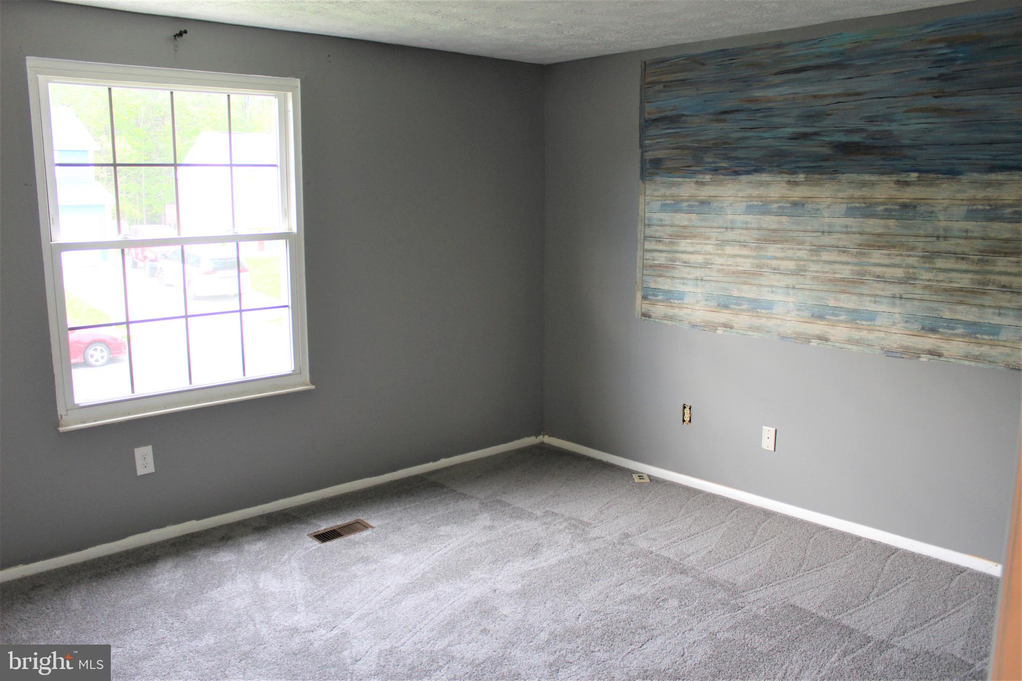 HARMANS WOODS - Residential